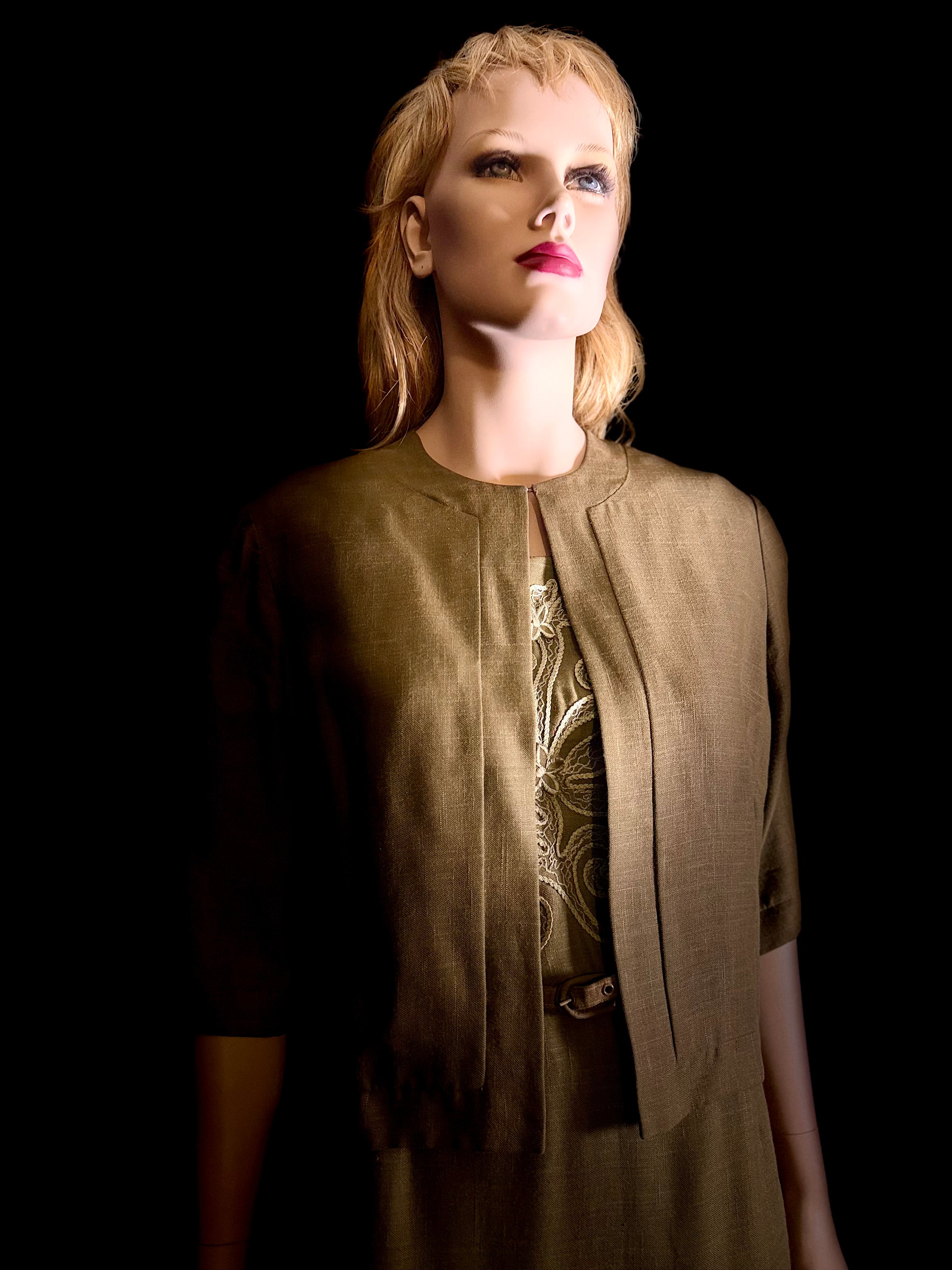 c. 1942-1945 wartime-era Australian set in British Tootal linen blend