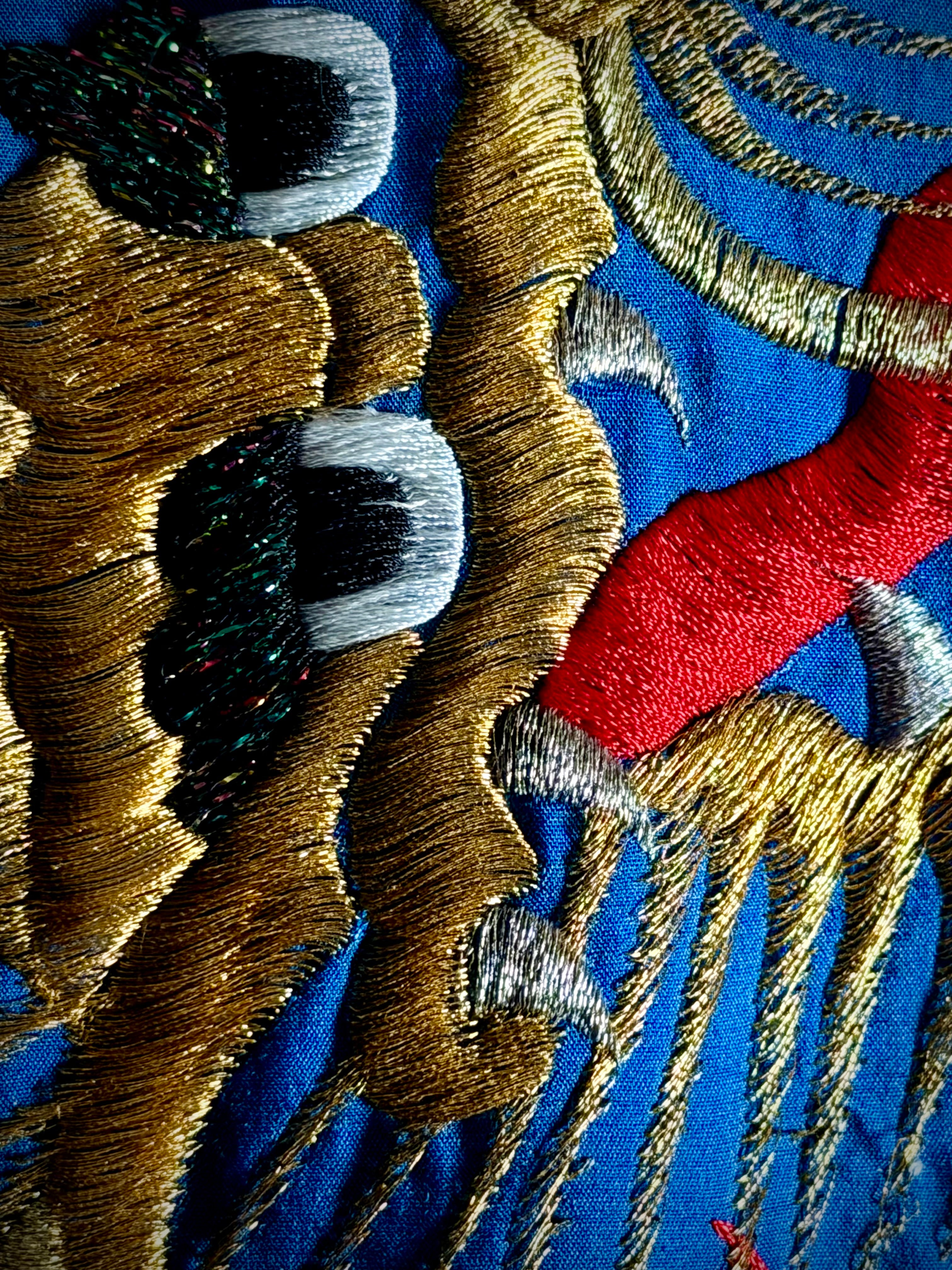1940s Hand Embroidered Dragon Silk Smoking Robe
– Made in Japan