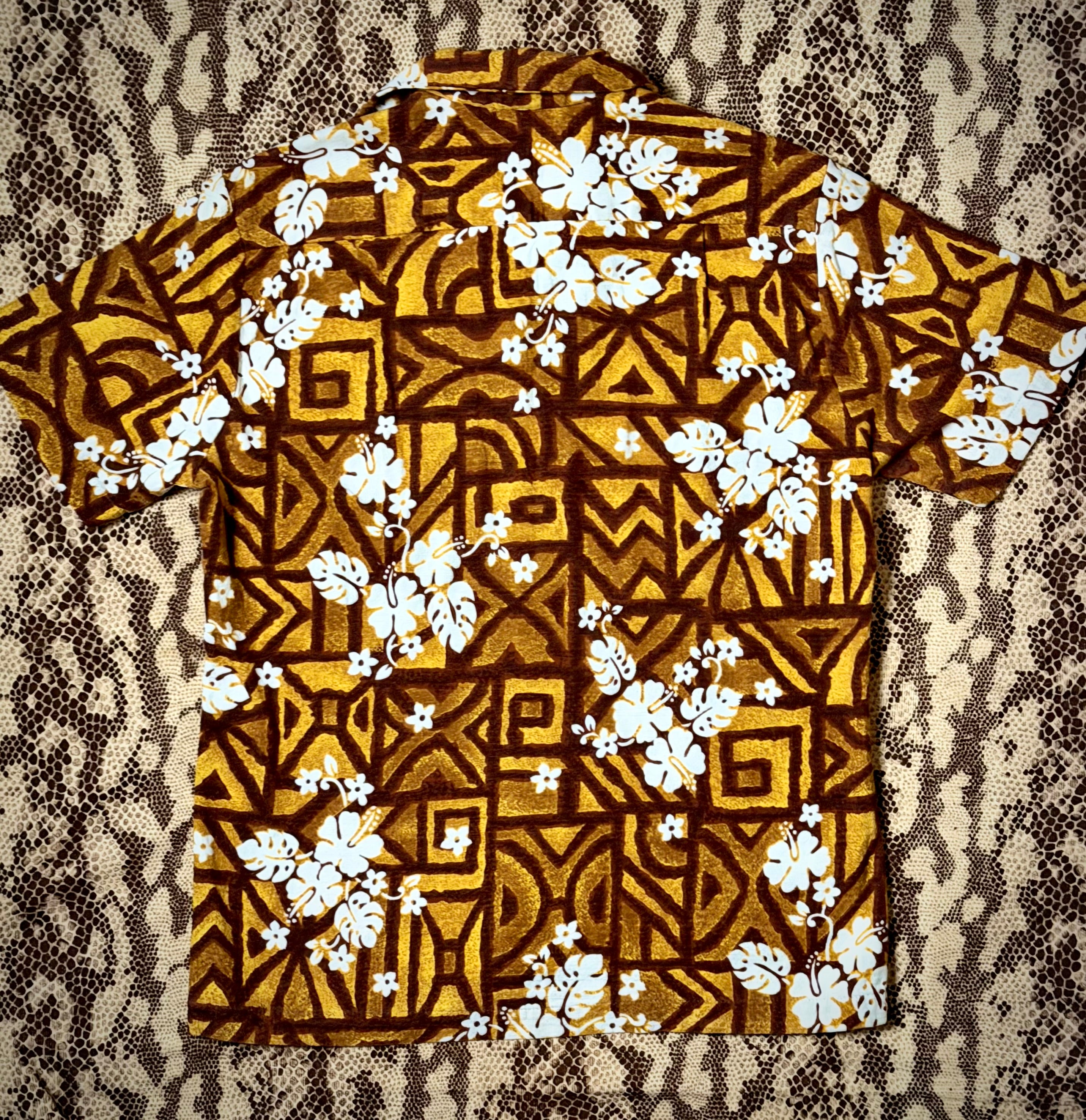 1960s Hawaiian Barkcloth Shirt - Made in Hawaii