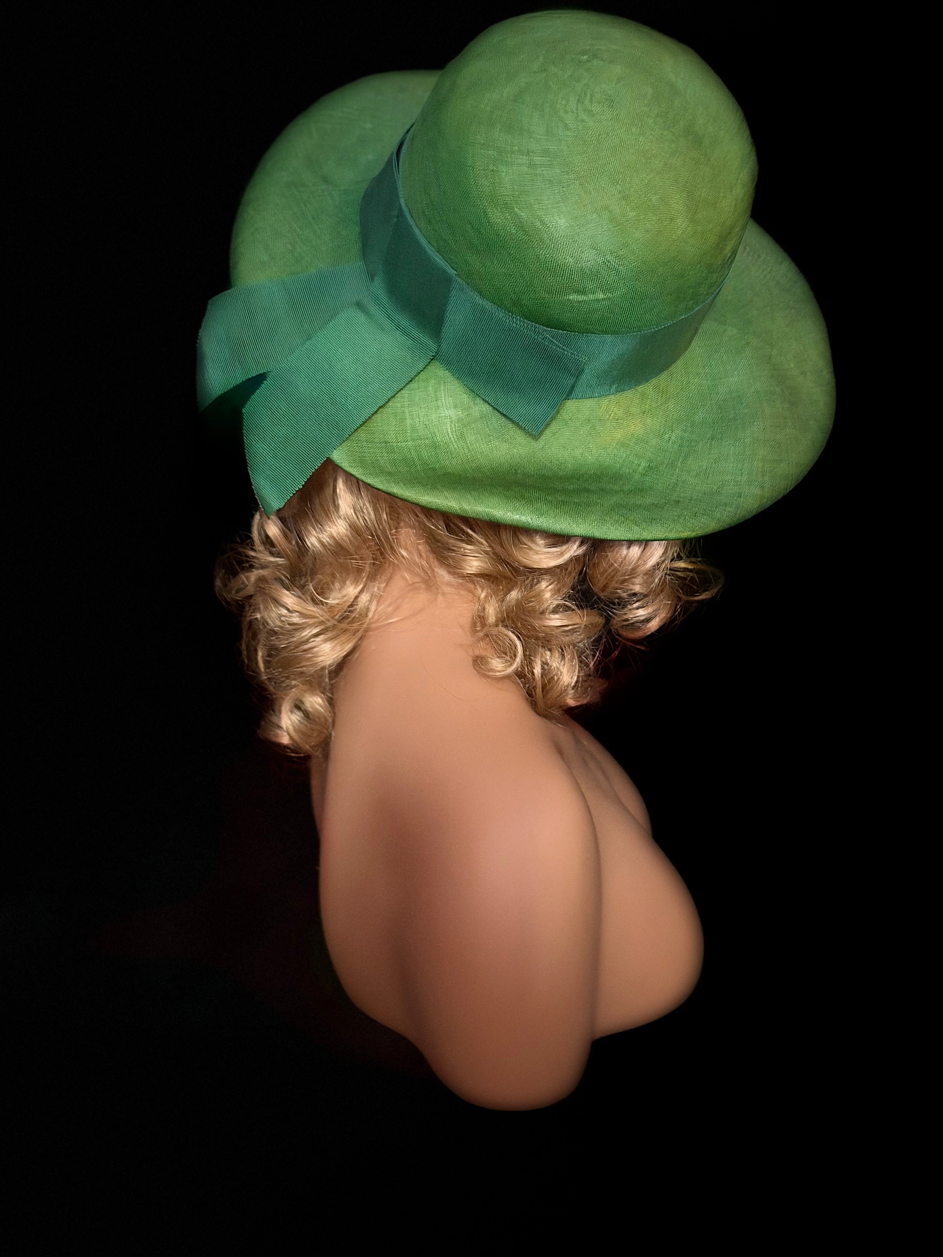 Late 1930s / Early 1940s Green Straw Hat with Grosgrain Ribbon