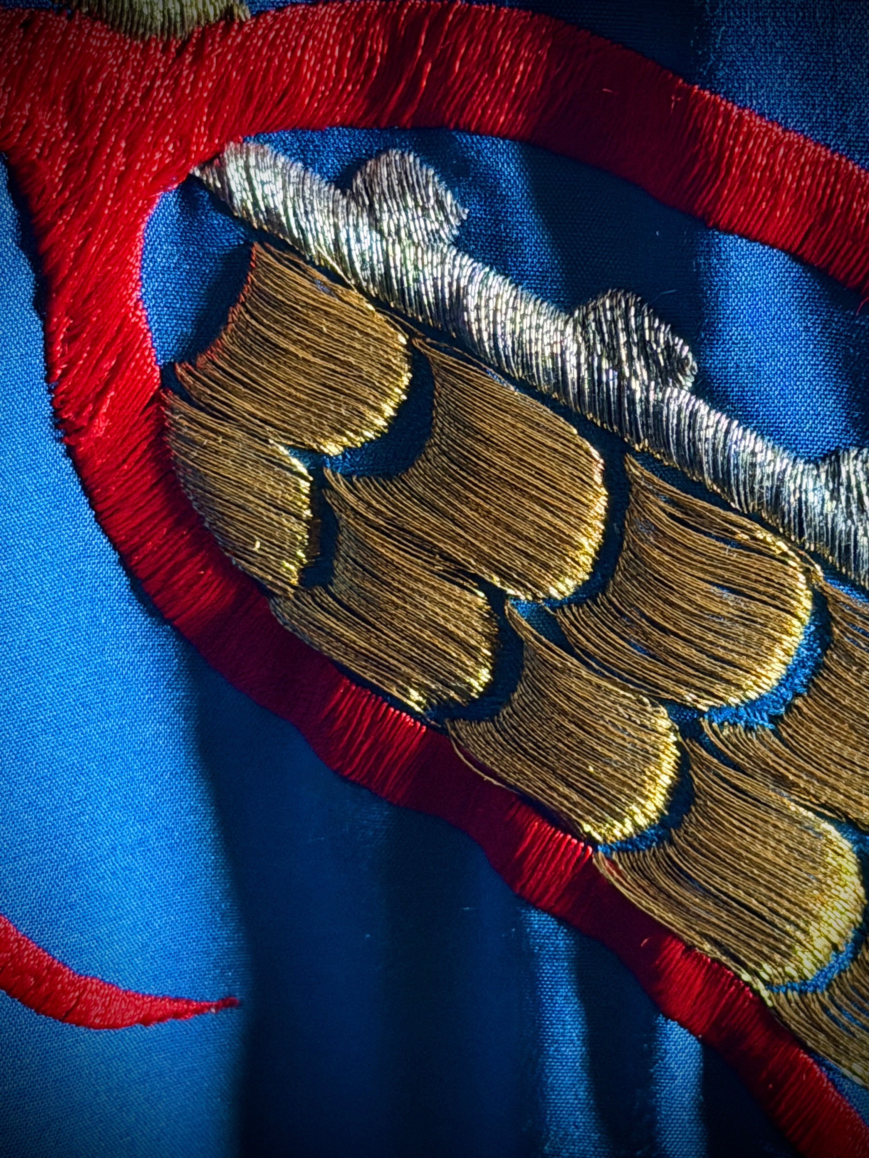 1940s Hand Embroidered Dragon Silk Smoking Robe
– Made in Japan
