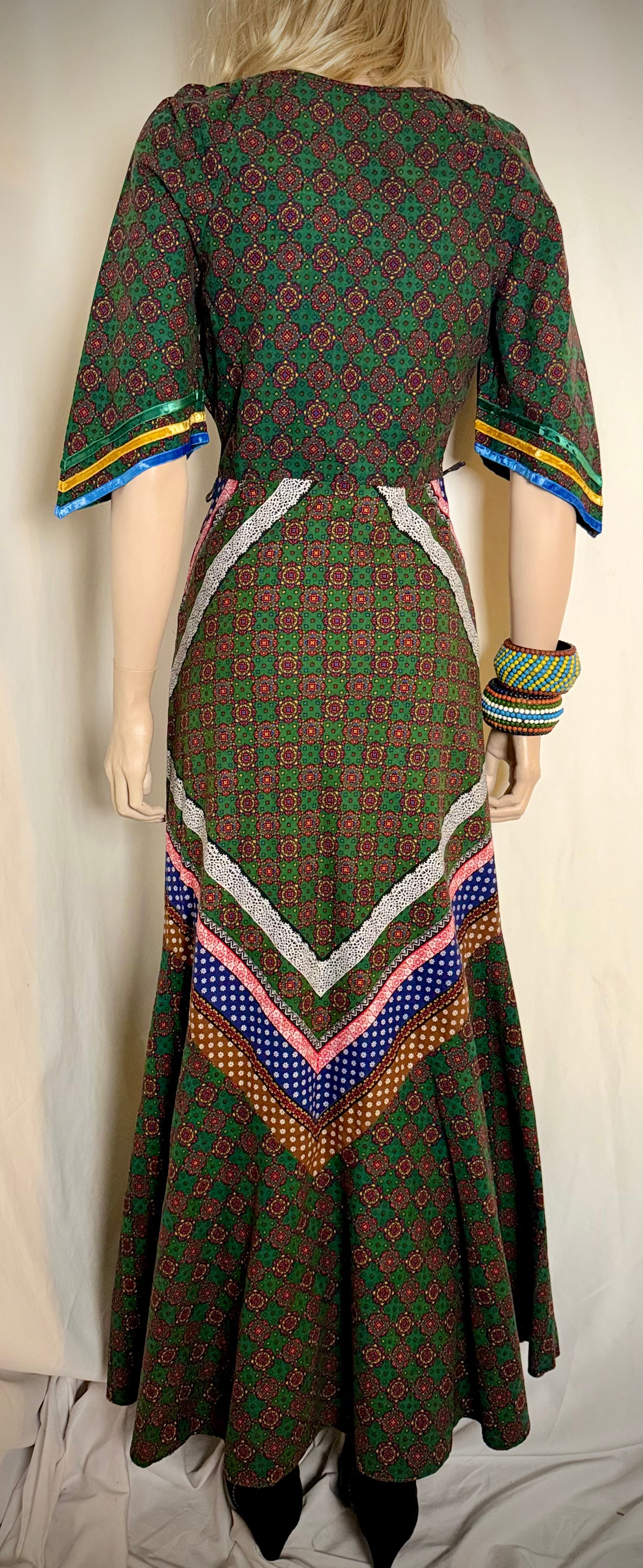 1970s Vera Mont Paris Printed Maxi Dress With Full Skirt