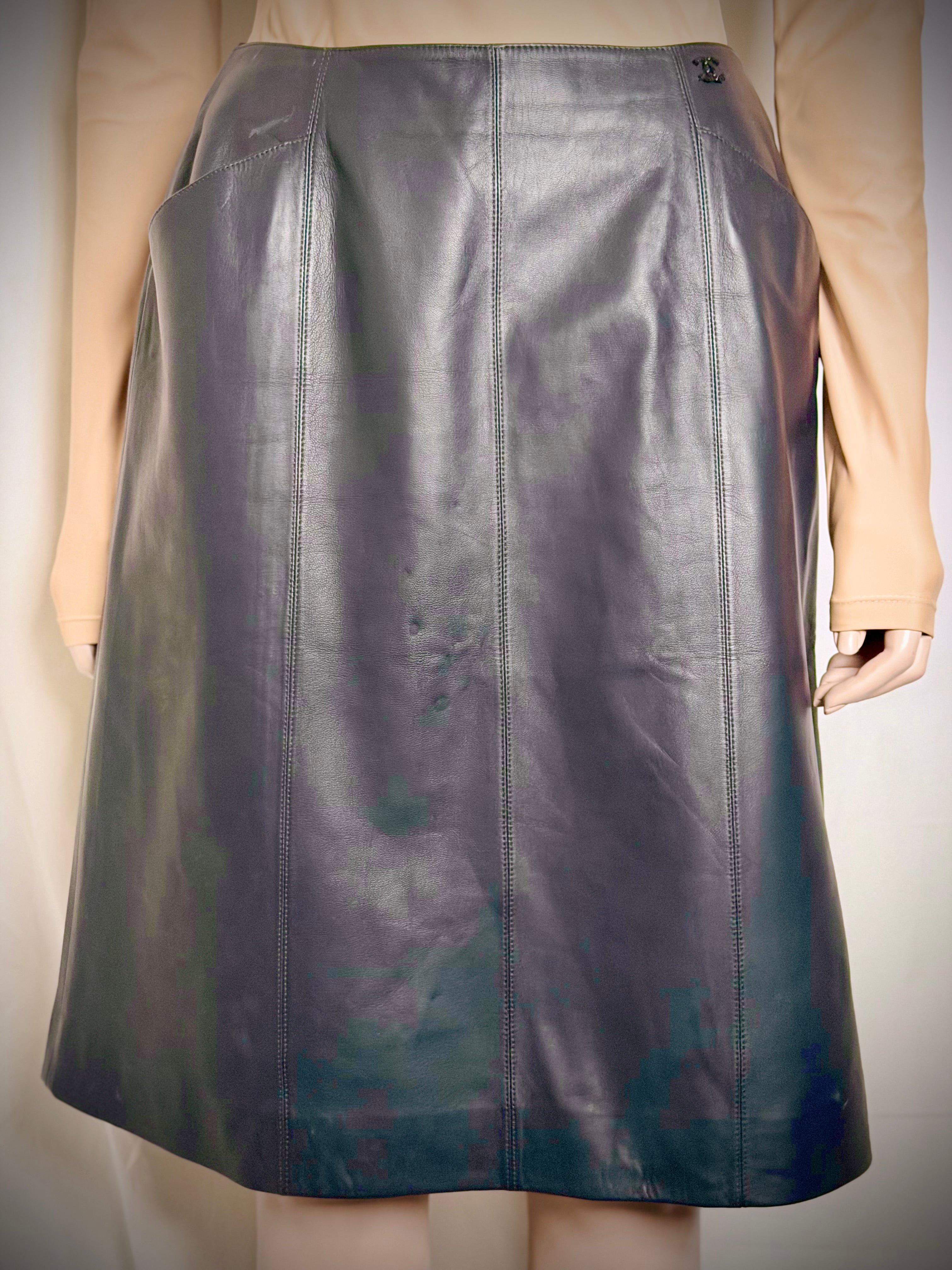 Chanel Navy Lambskin Skirt with Silk Lining - Made in France