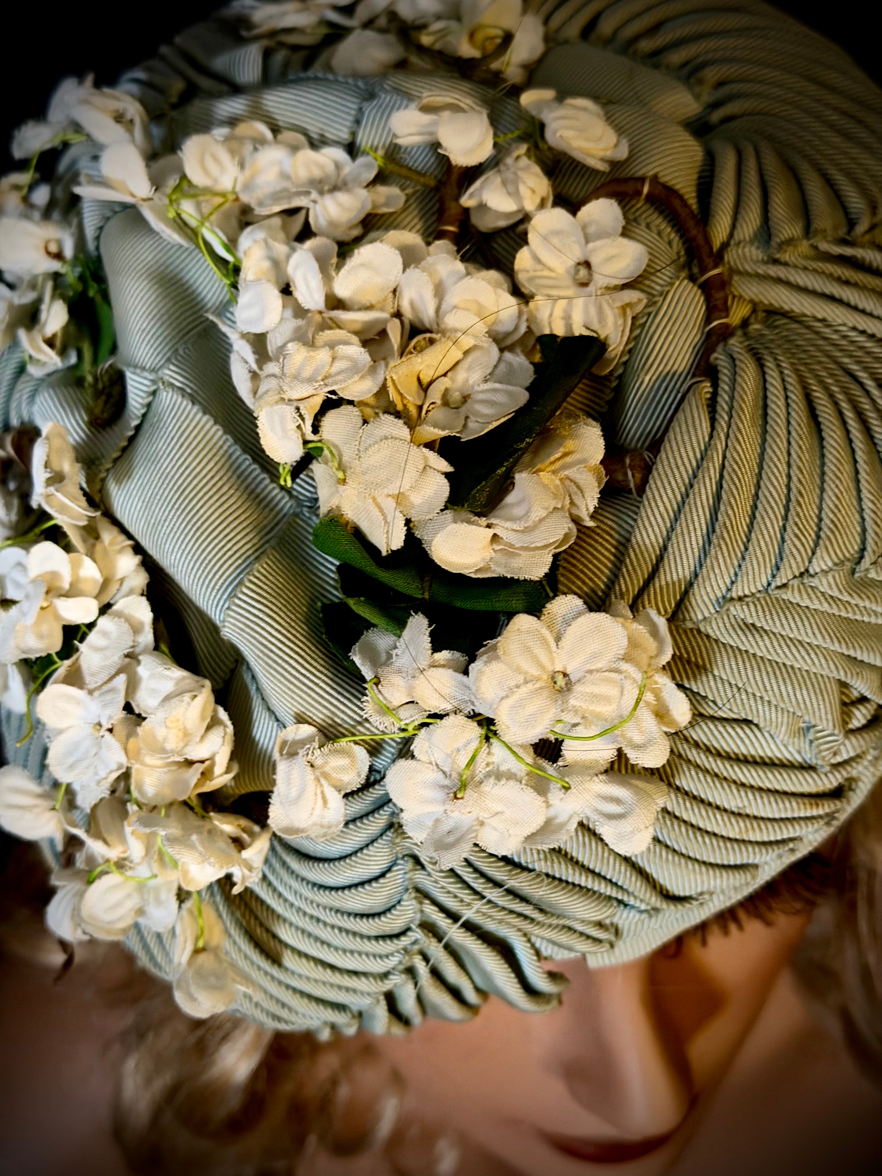 Exquisite 1950s Soft Green Pleated Ribbon & Florals Hat