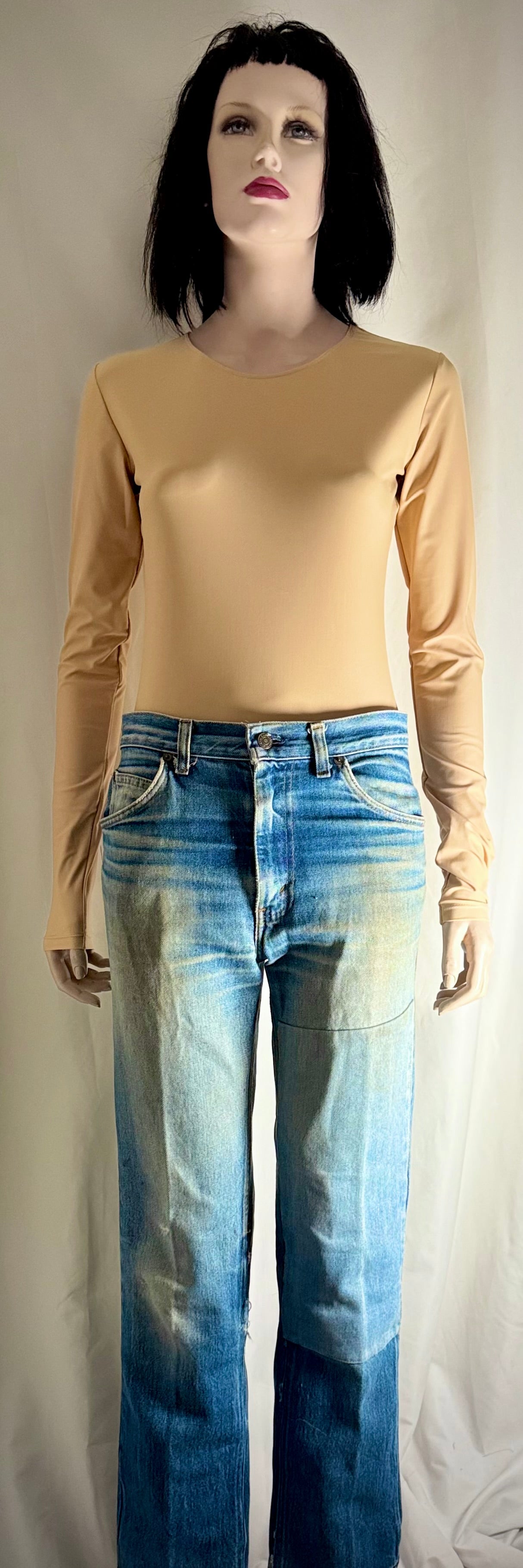 Rare Late 1960s–Early 1970s Levi’s 5-Pocket Jeans- Transitional Era Workwear Denim