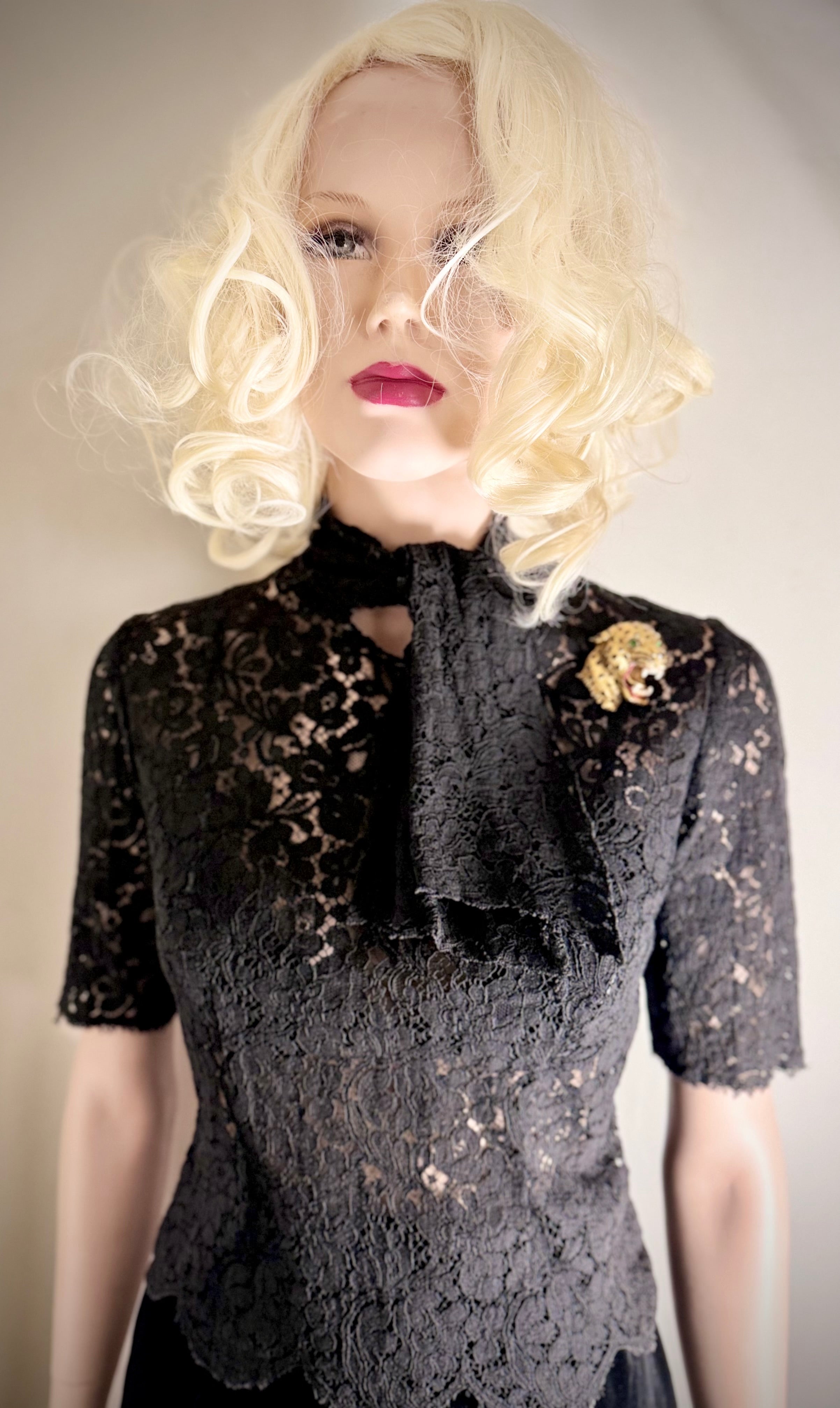 Late 1940s-Early 1950s Black Lace Scalloped Blouse