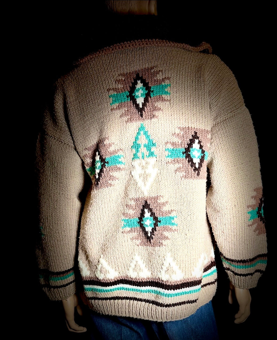 Vintage Cowichan Cardigan – Geometric Arrow Motif – Hand-Knit Wool