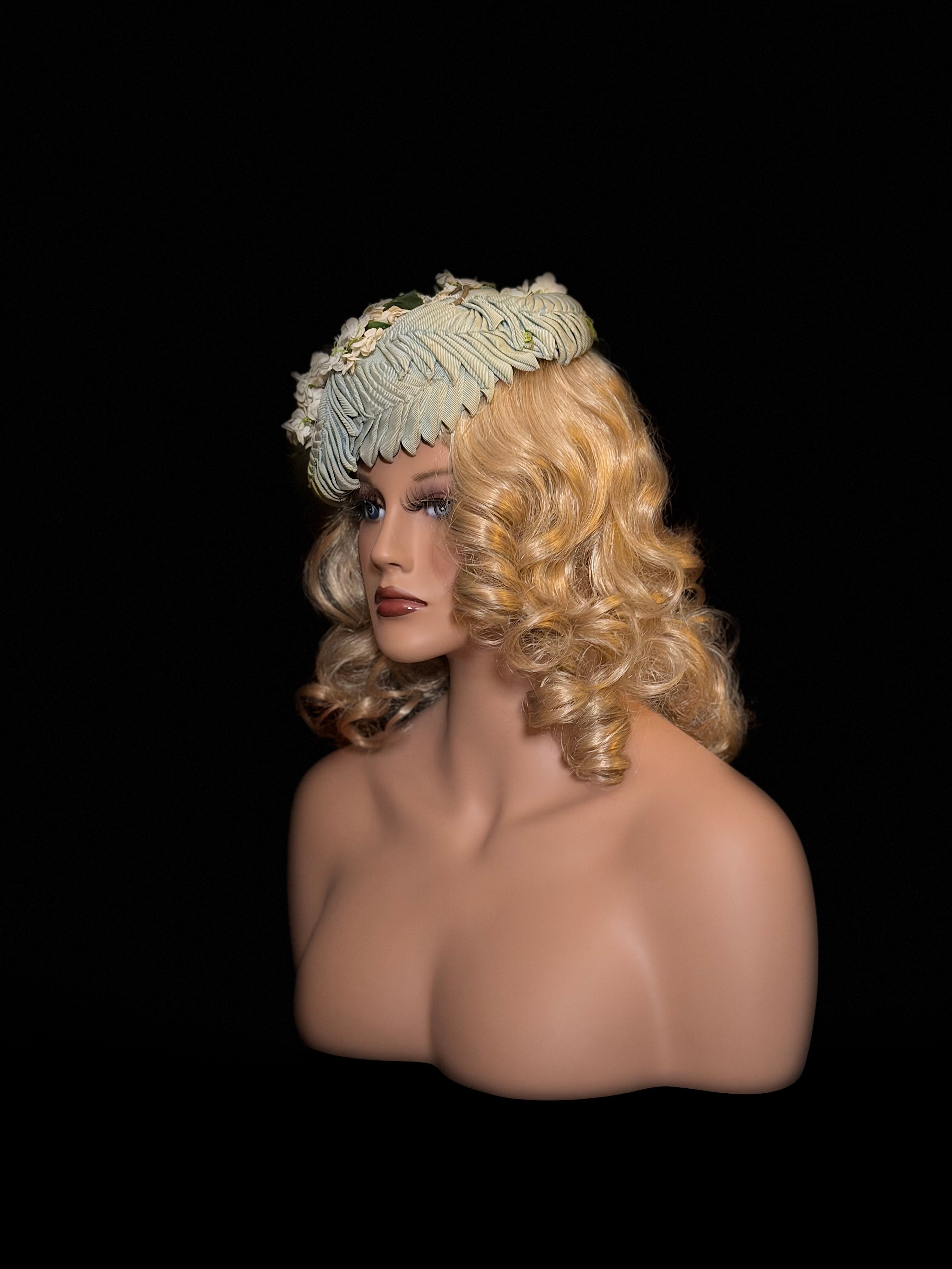 Exquisite 1950s Soft Green Pleated Ribbon & Florals Hat