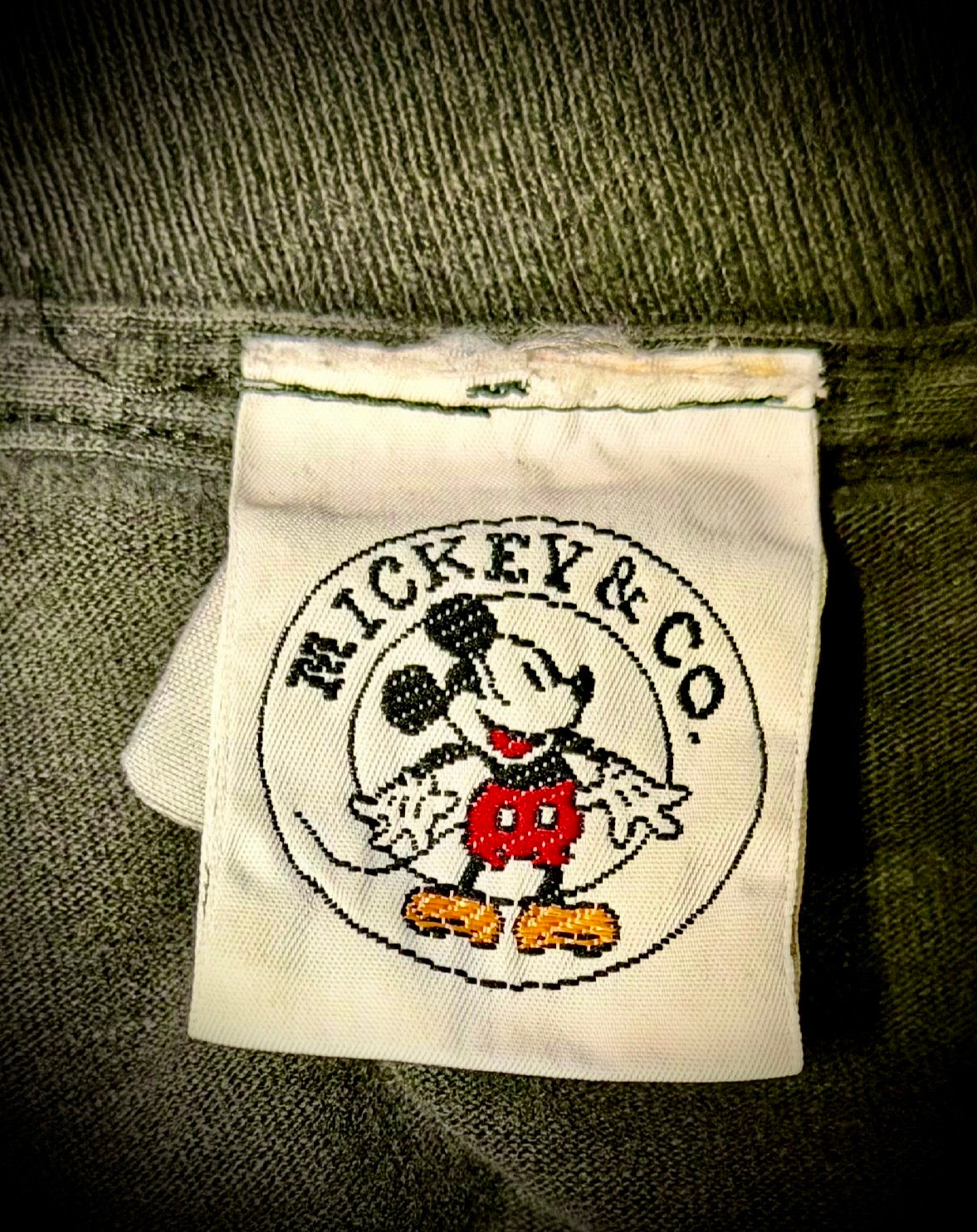 Vintage Mickey & Co. Disney T-Shirt - Faded Black (Late 80s / Early 90s)