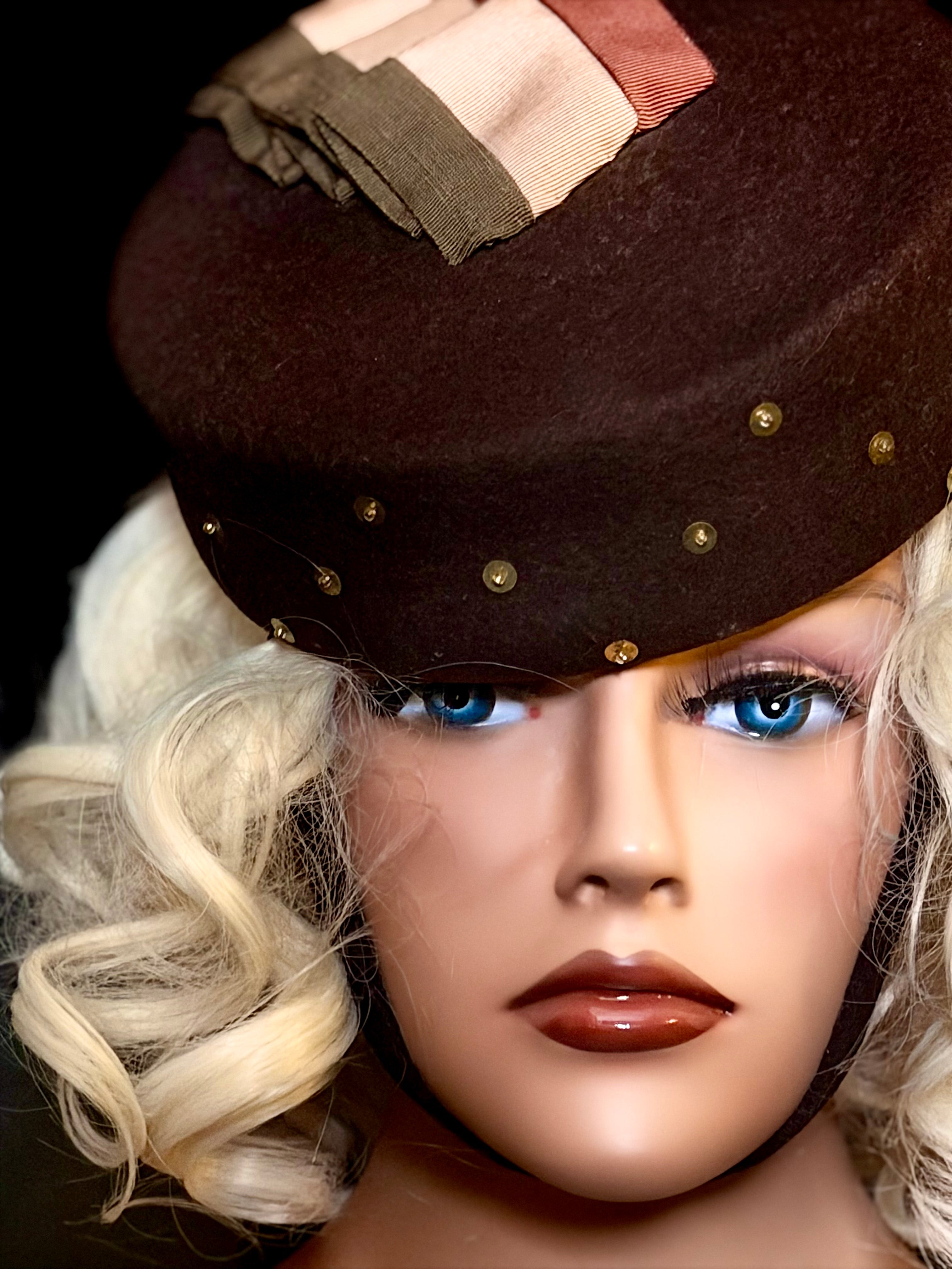 Immaculate Mid-Century Chocolate Brown Felt Cocktail Hat with Sequin Detail & Grosgrain Ribbon Trim