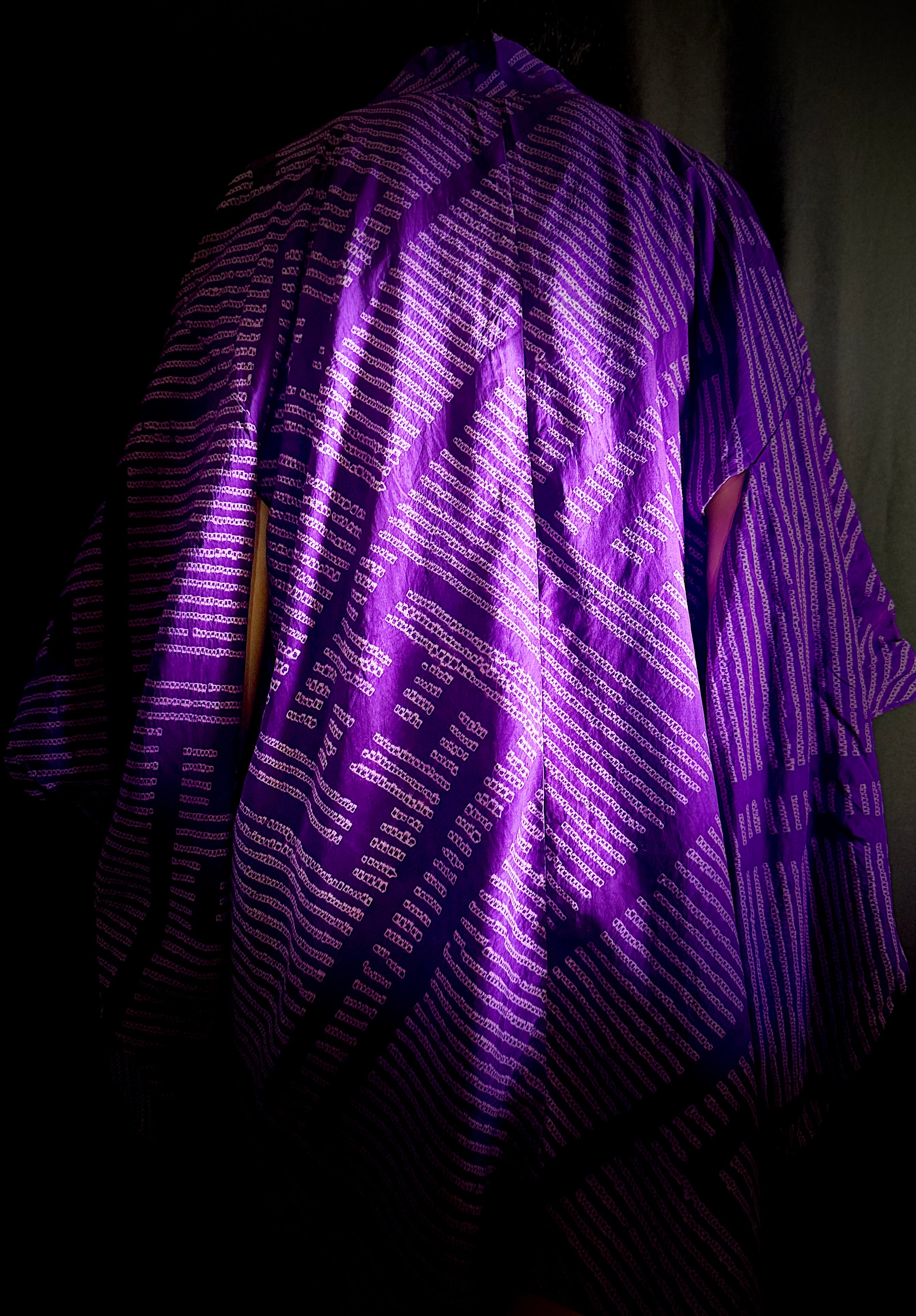 Vintage Japanese Silk Kimono - Lined and Handprinted