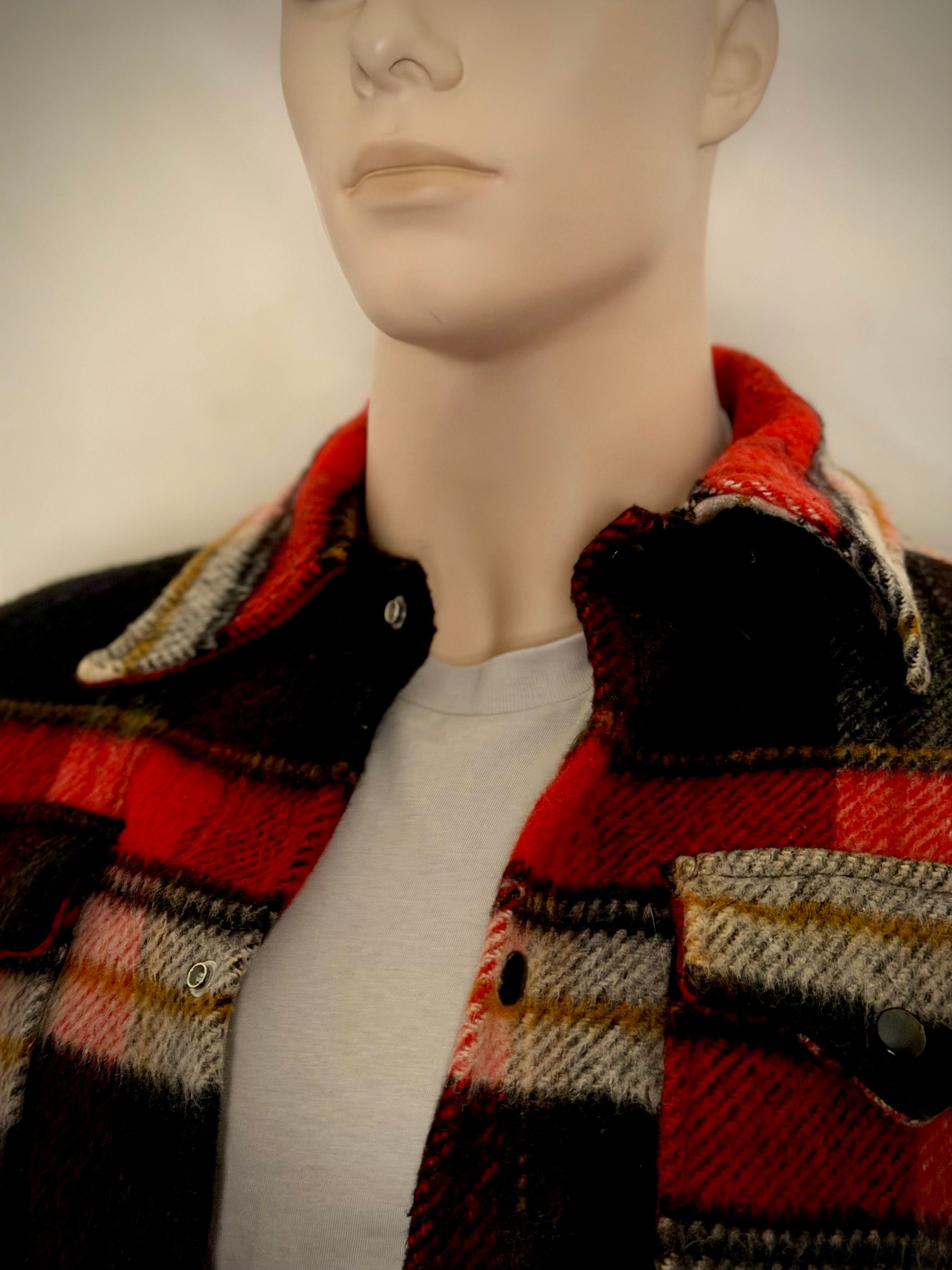 1960s Vintage Heavy Wool Plaid Snap Jacket