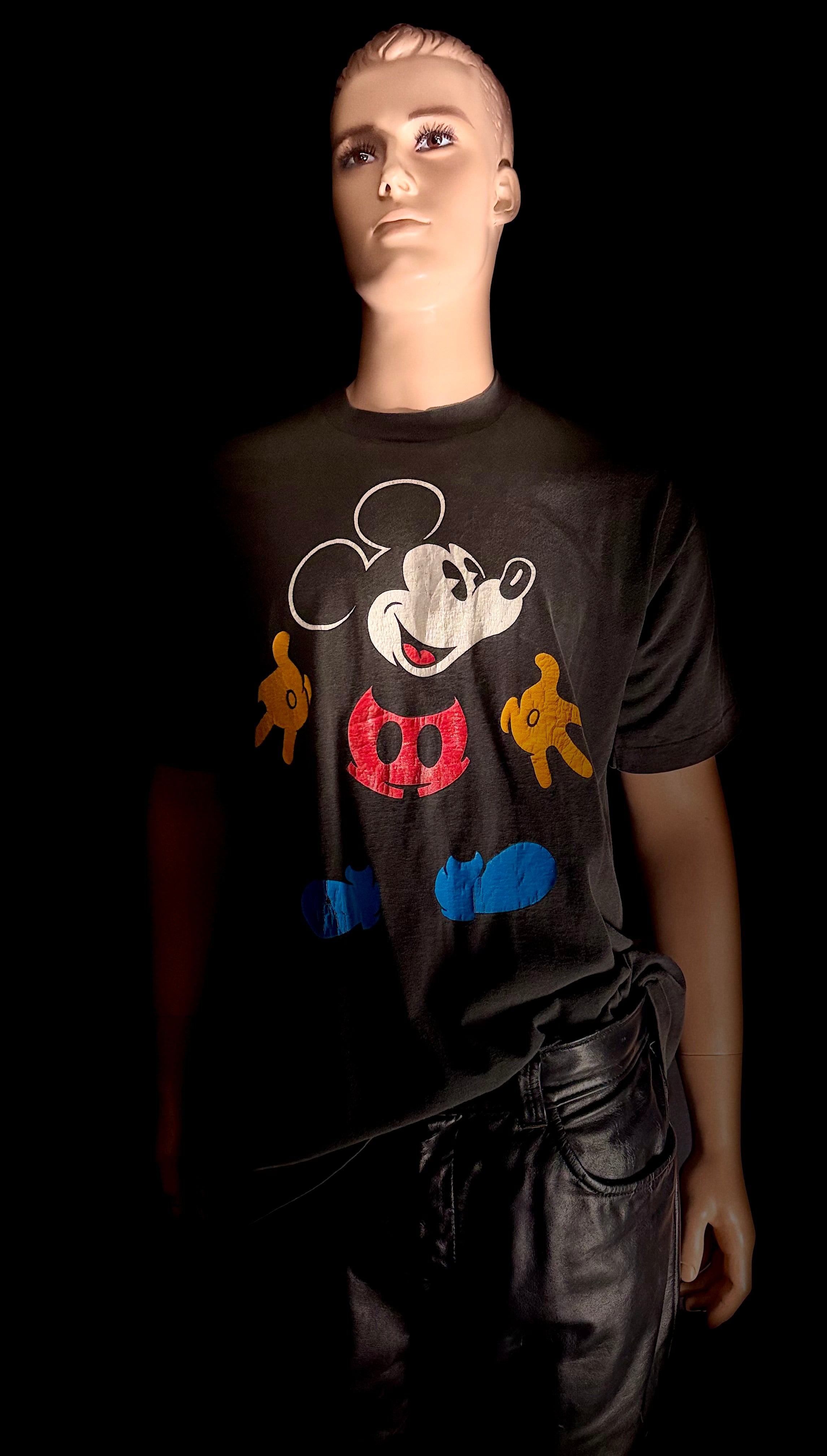 Vintage Mickey & Co. Disney T-Shirt - Faded Black (Late 80s / Early 90s)