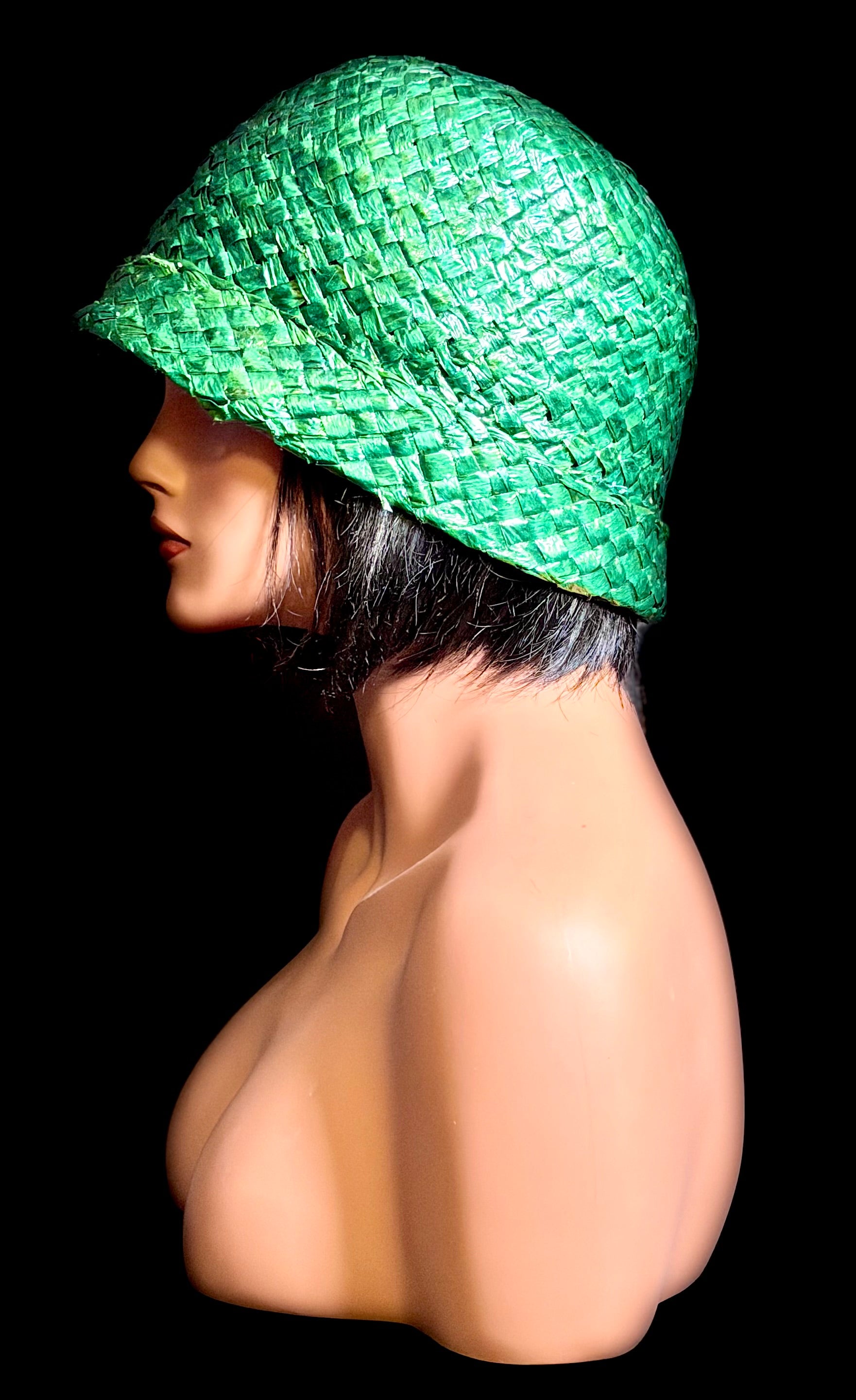 1940s Green Straw Cloche Hat - Handwoven Sculptural Millinery