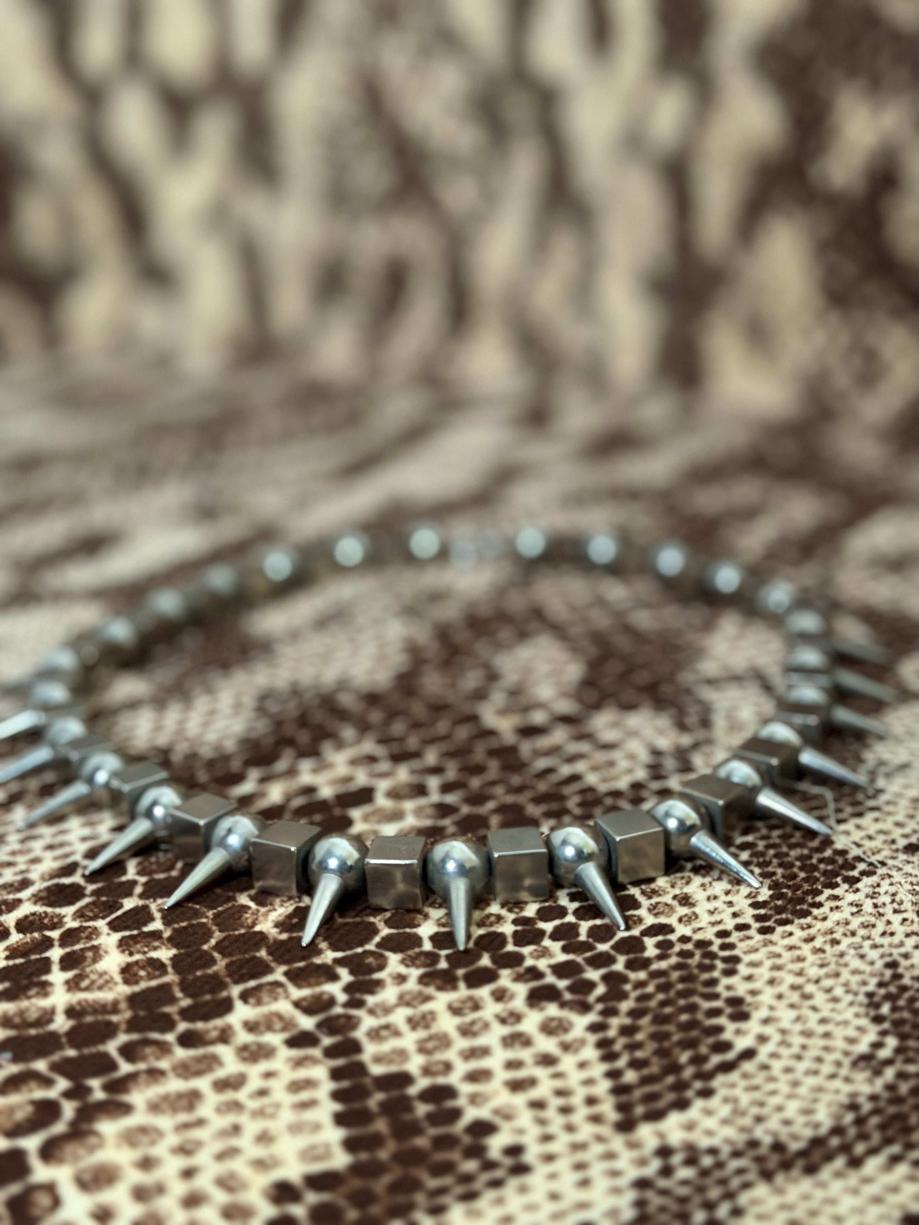 1970s Spike Punk Necklace | Heavy Silver Tone Statement Necklace | Original Vintage Jewellery