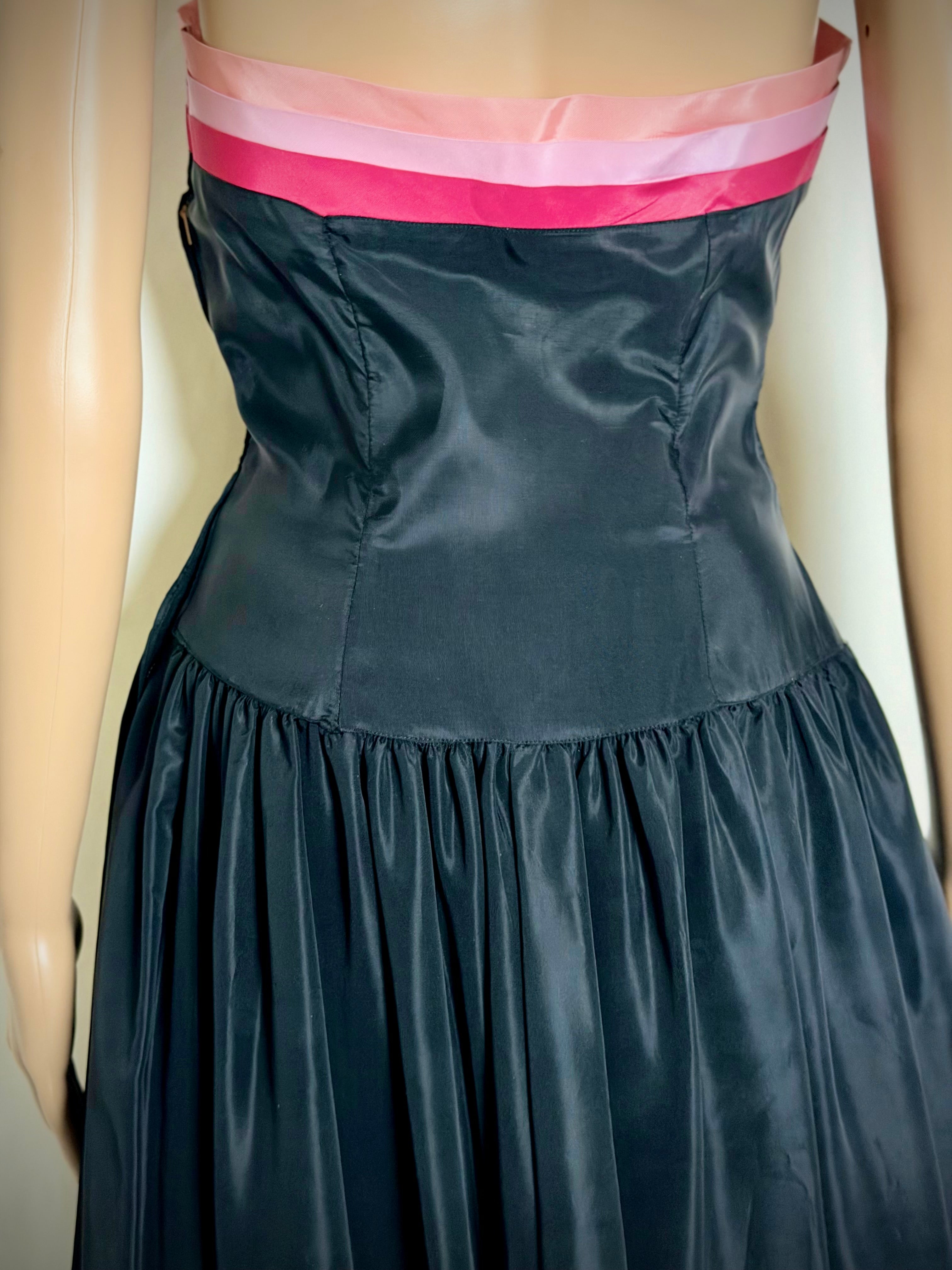 1945 Beautime Formal New York Evening Gown - Padded Hem Detail