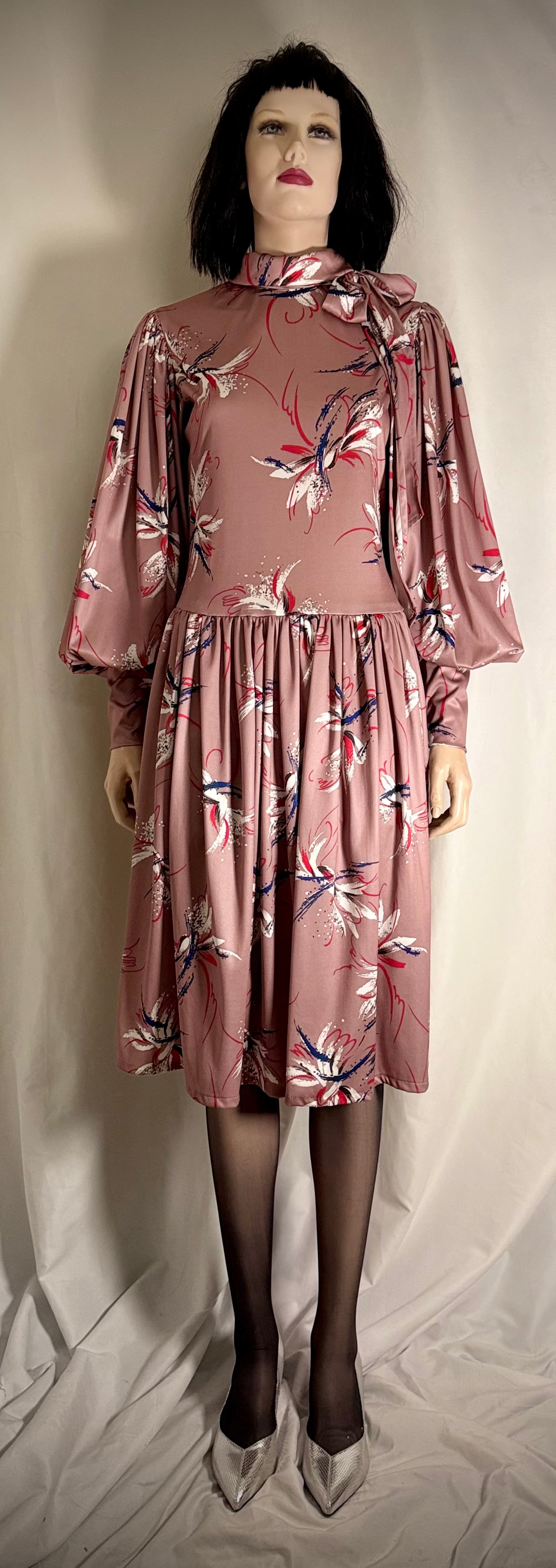 Vintage Heavy Satin Tie-Neck Dress with Sculptural Sleeves
Resort Silhouette