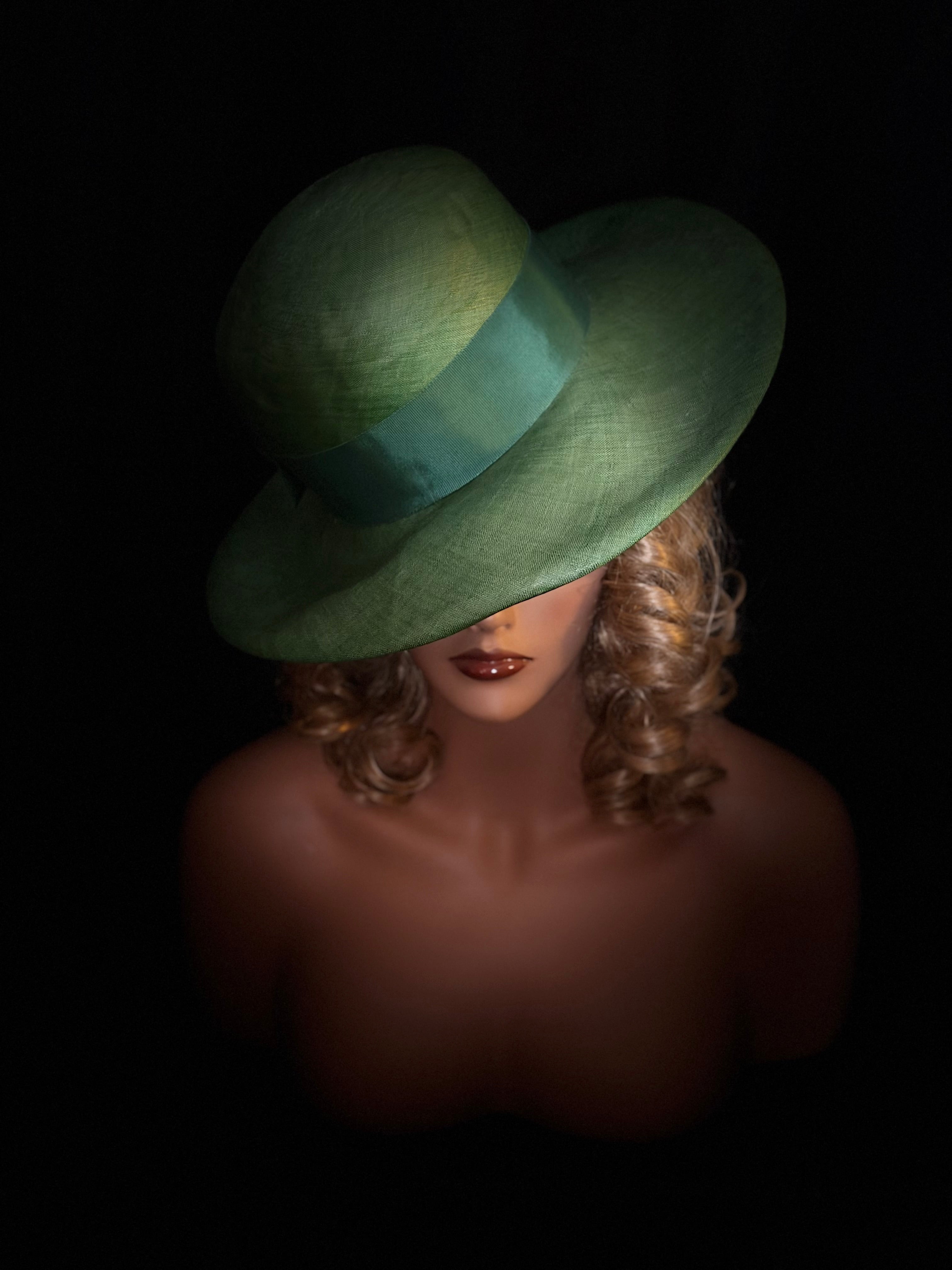 Late 1930s / Early 1940s Green Straw Hat with Grosgrain Ribbon