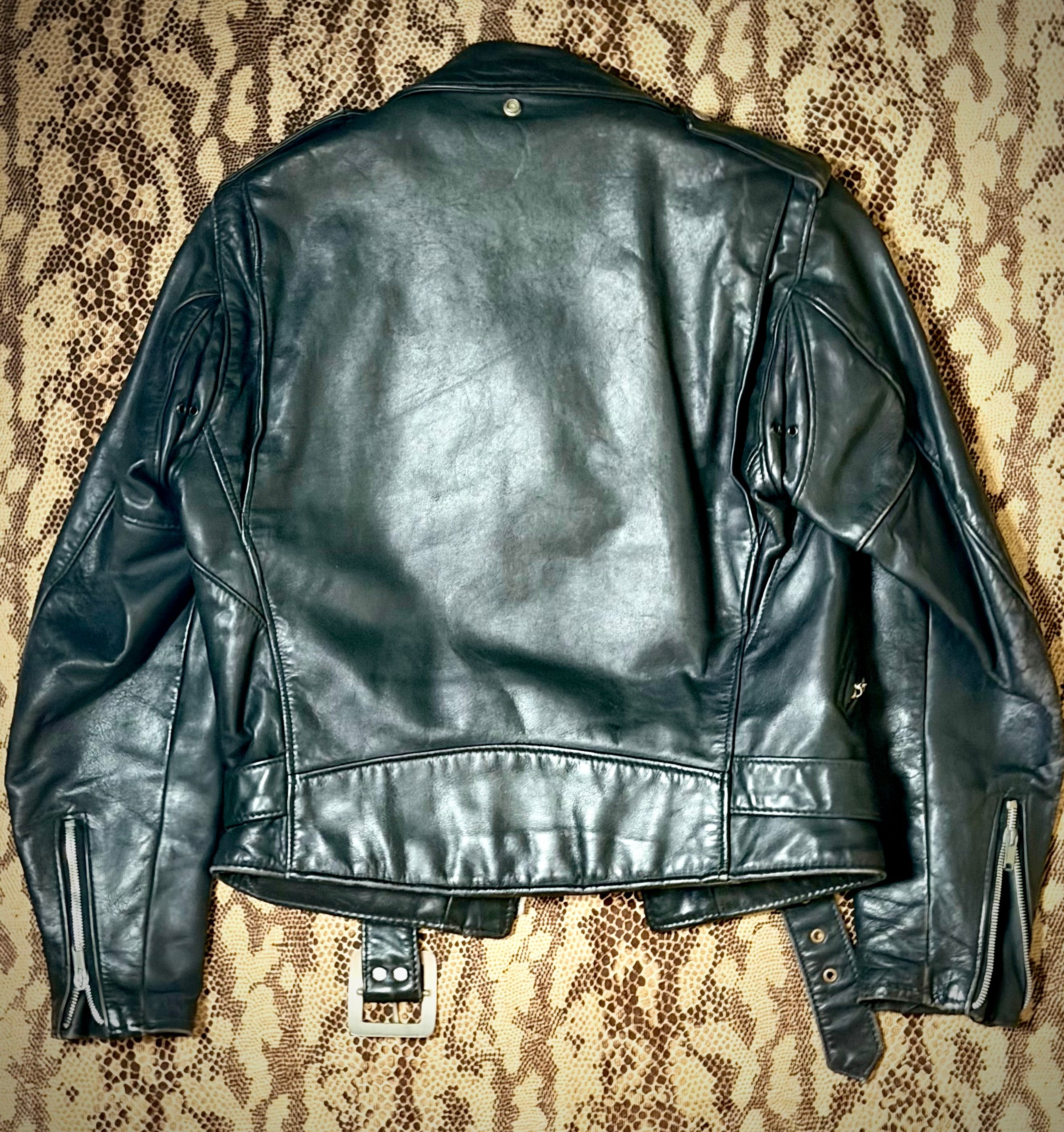 Vintage Schott
NYC Perfecto Leather
Motorcycle Jacket- Made in USA