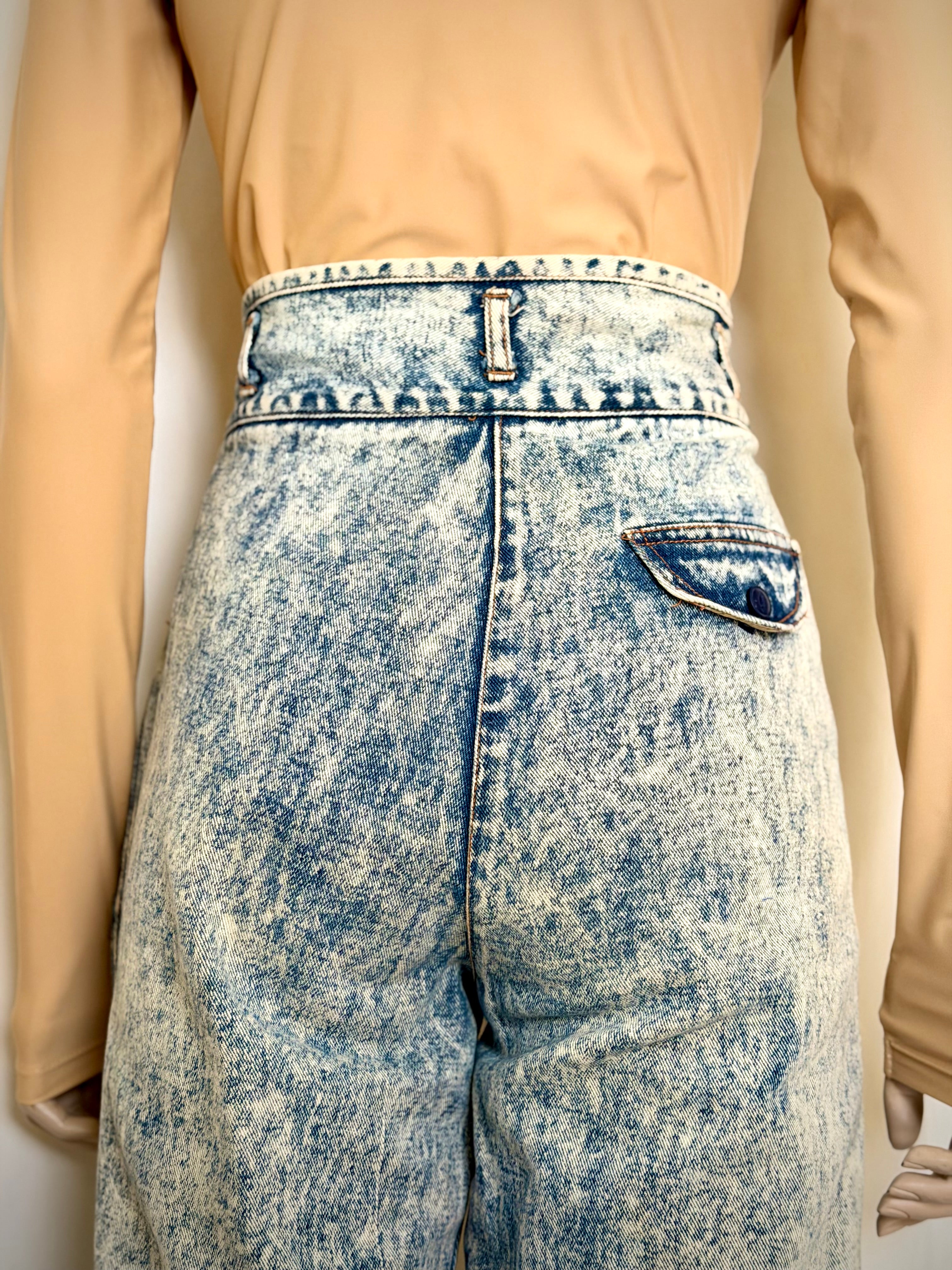Vintage 1980s High-Rise Pleated Jeans
Sculptural Waist | Acid Wash Denim