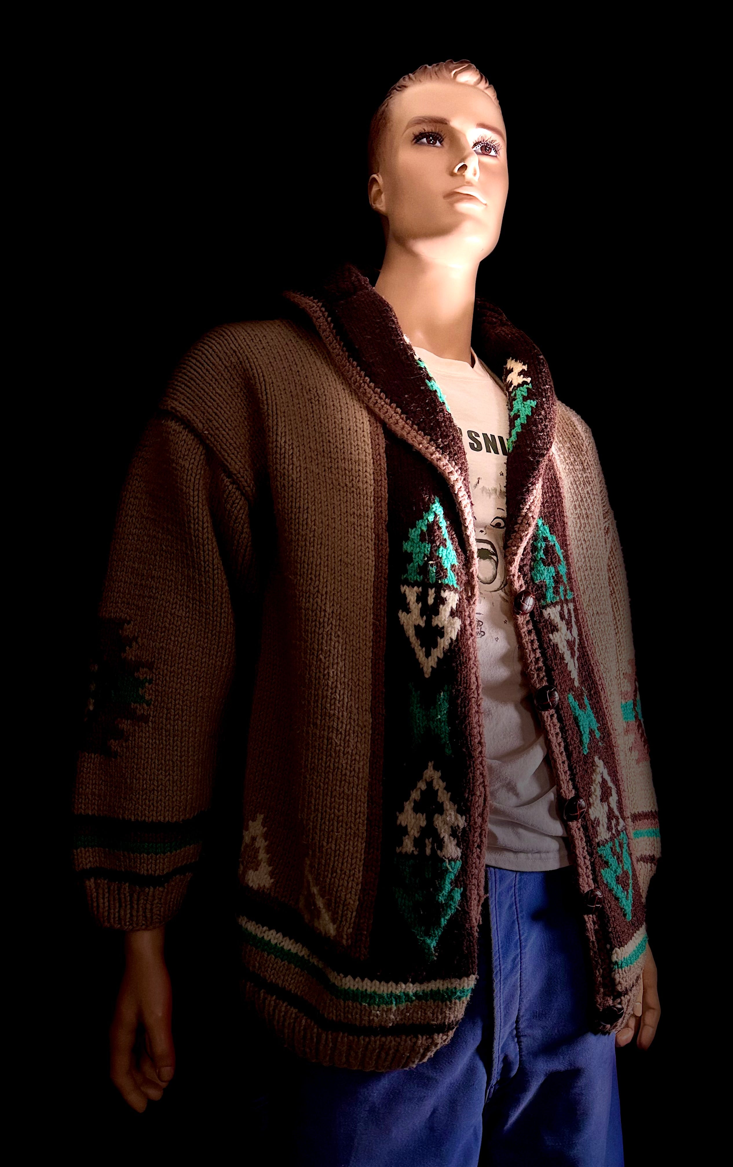 Vintage Cowichan Cardigan – Geometric Arrow Motif – Hand-Knit Wool