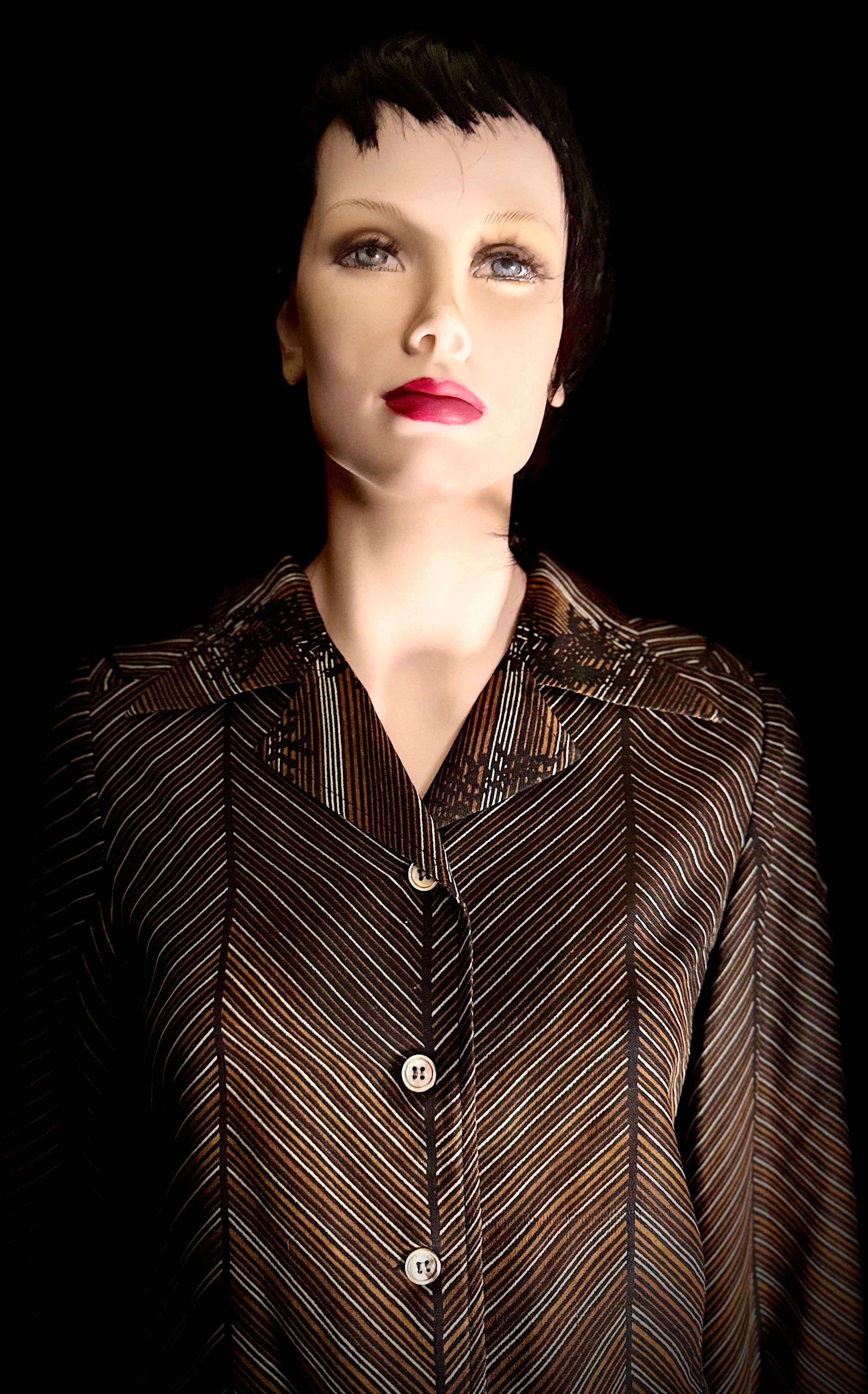 Vintage 1970s Graphic Chevron Blouse | Architectural Stripe Print