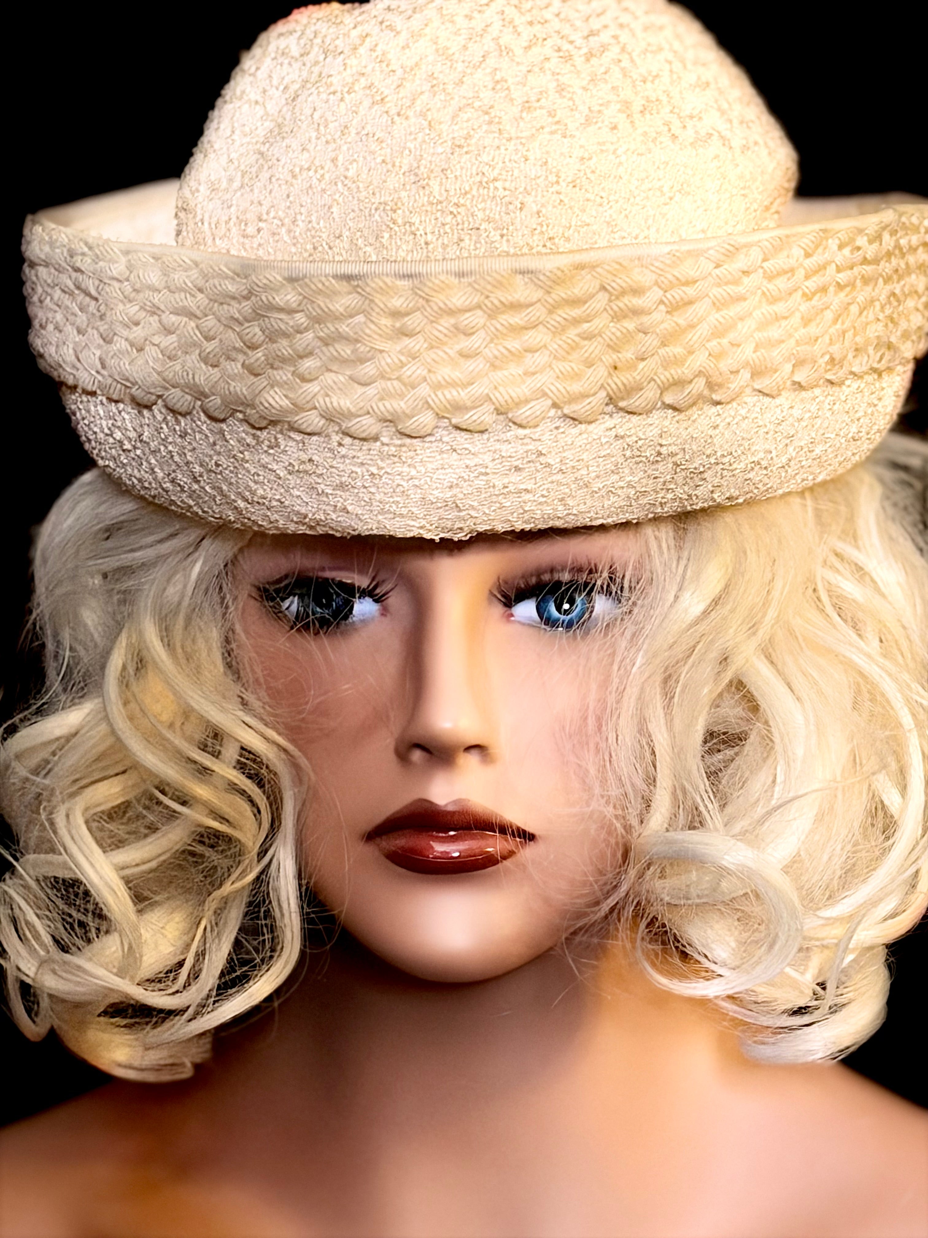Ivory Halo Hat - 1950s Structured Straw & Chenille