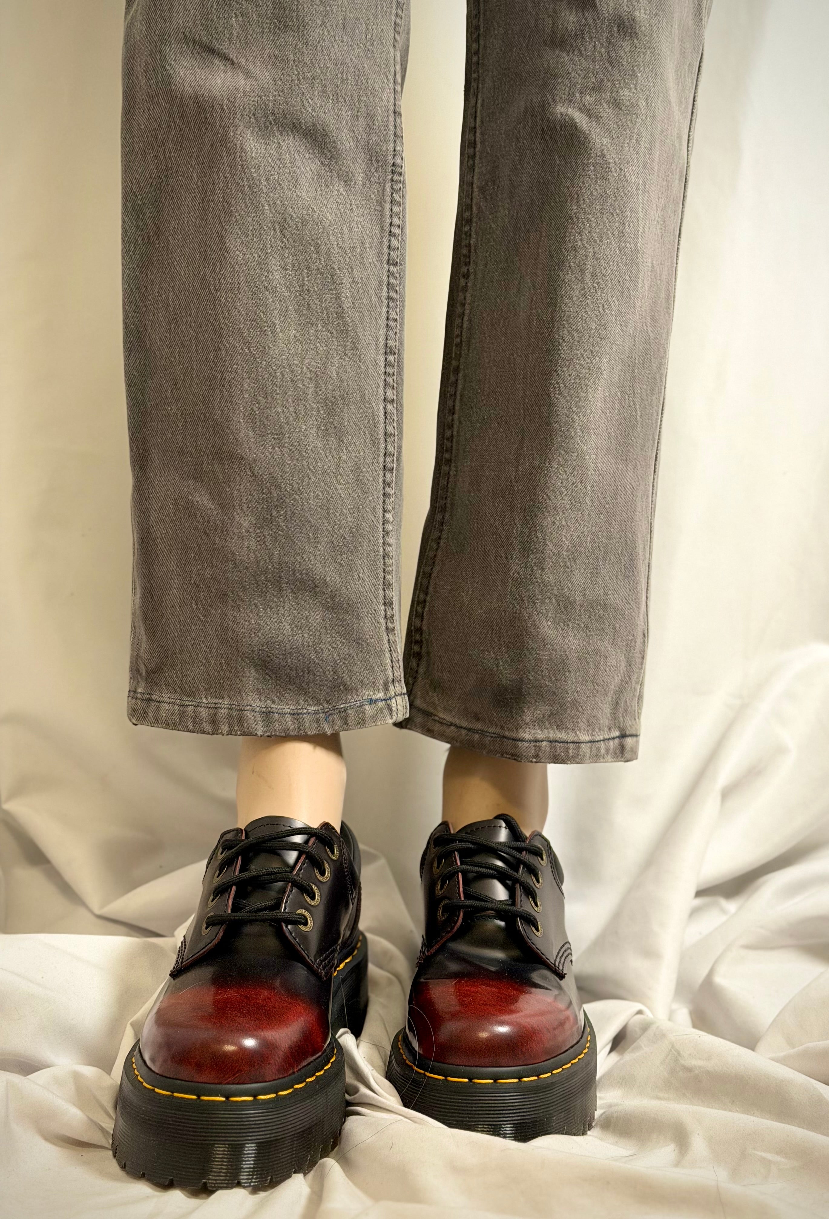 1990s Levi’s Grey Denim Jeans - Minimalist Cut
