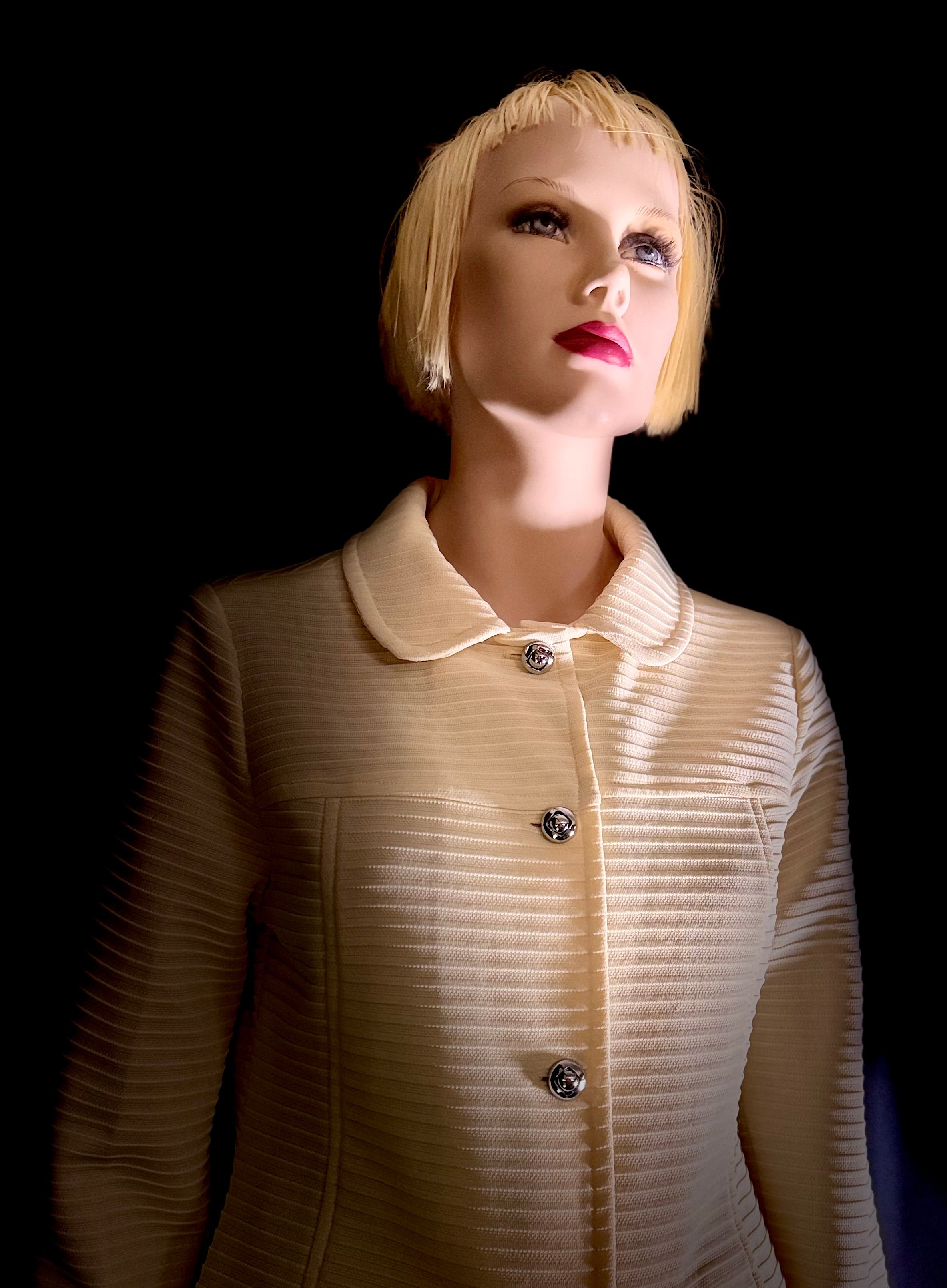 Vintage Cream Textured Jacket - Sculpted Mod Tailoring
