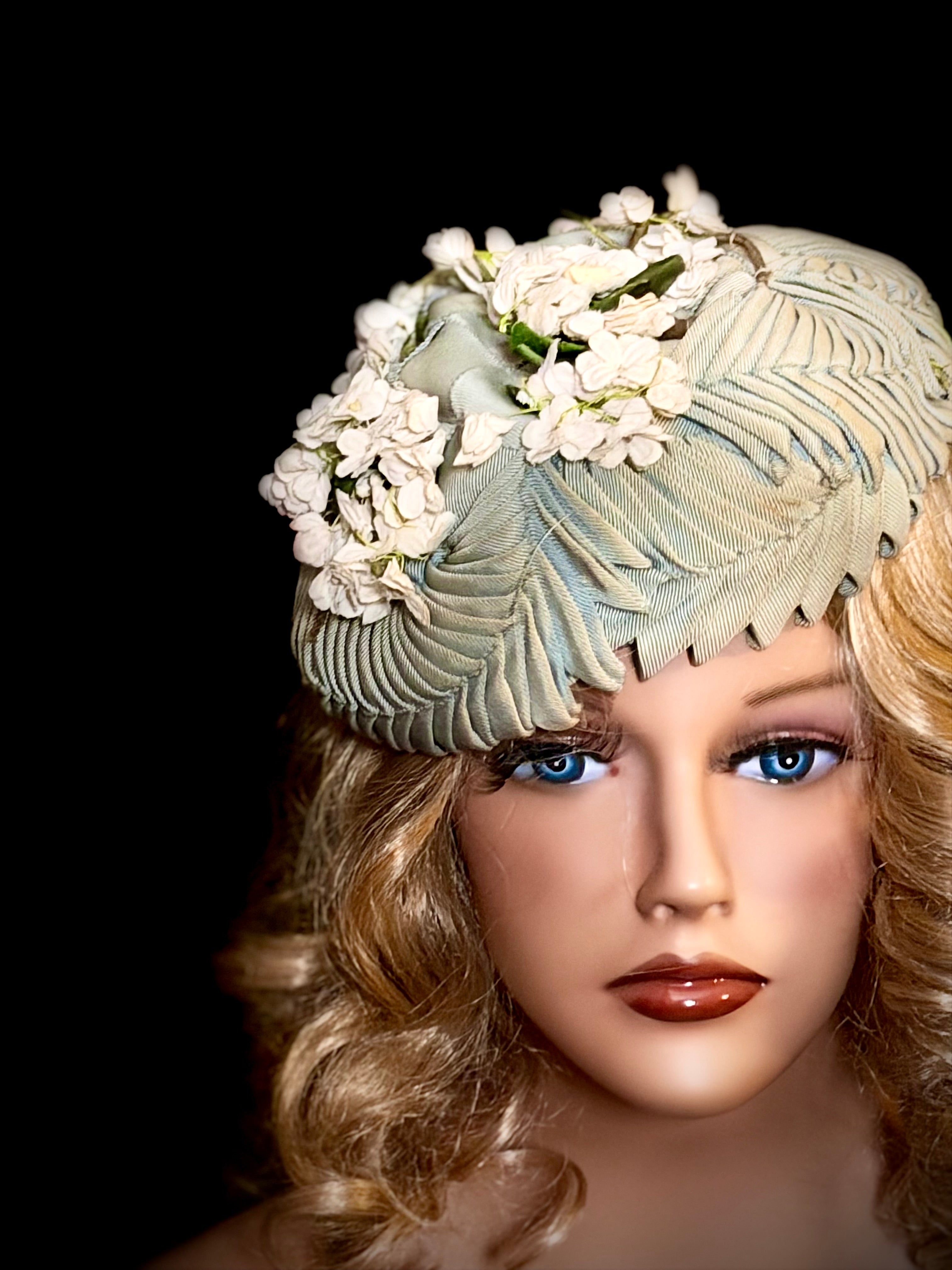 Exquisite 1950s Soft Green Pleated Ribbon & Florals Hat