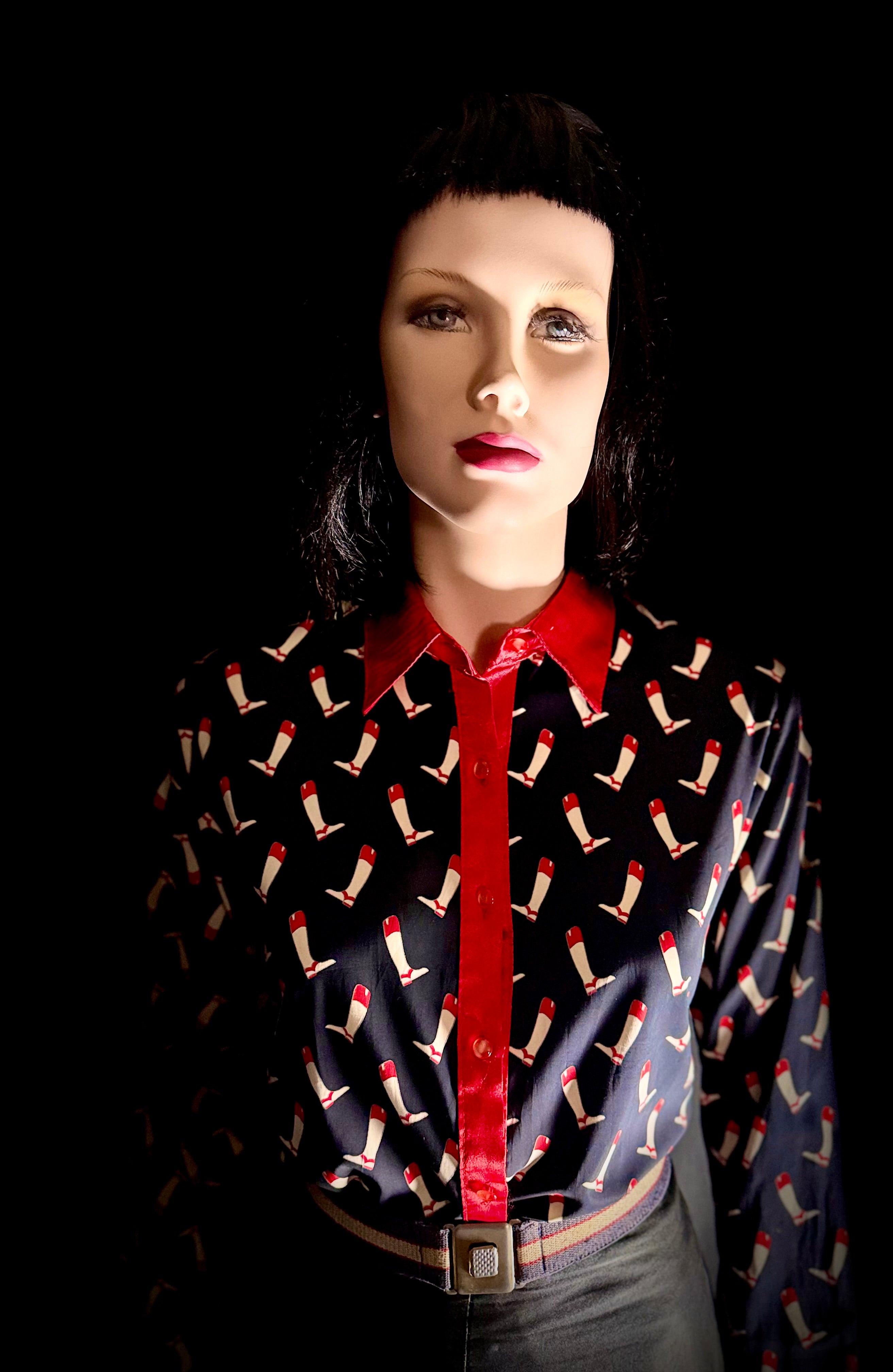 1970s Boot-Print Blouse with Red Satin Collar & Placket