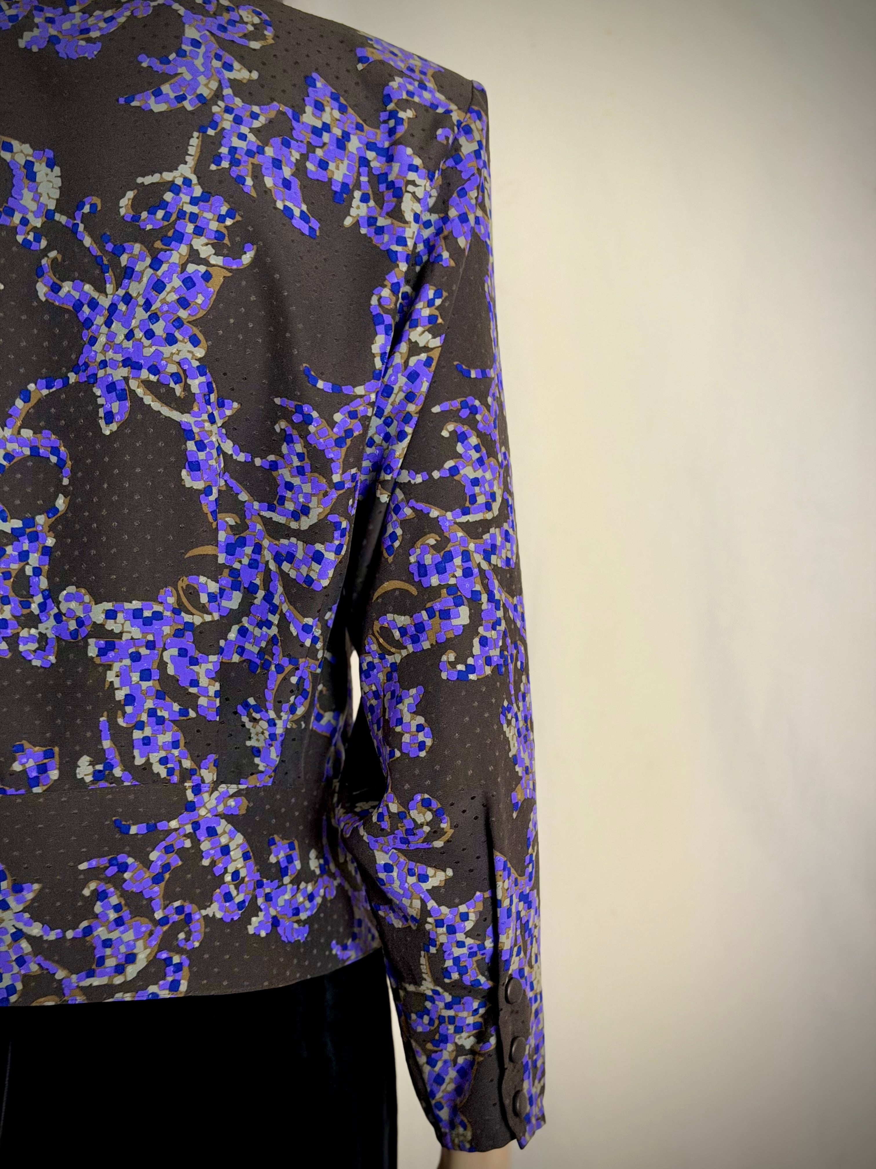 Pierre Balmain Paris-Late 80's/Early 90's Japanese
Made Designer Blouse