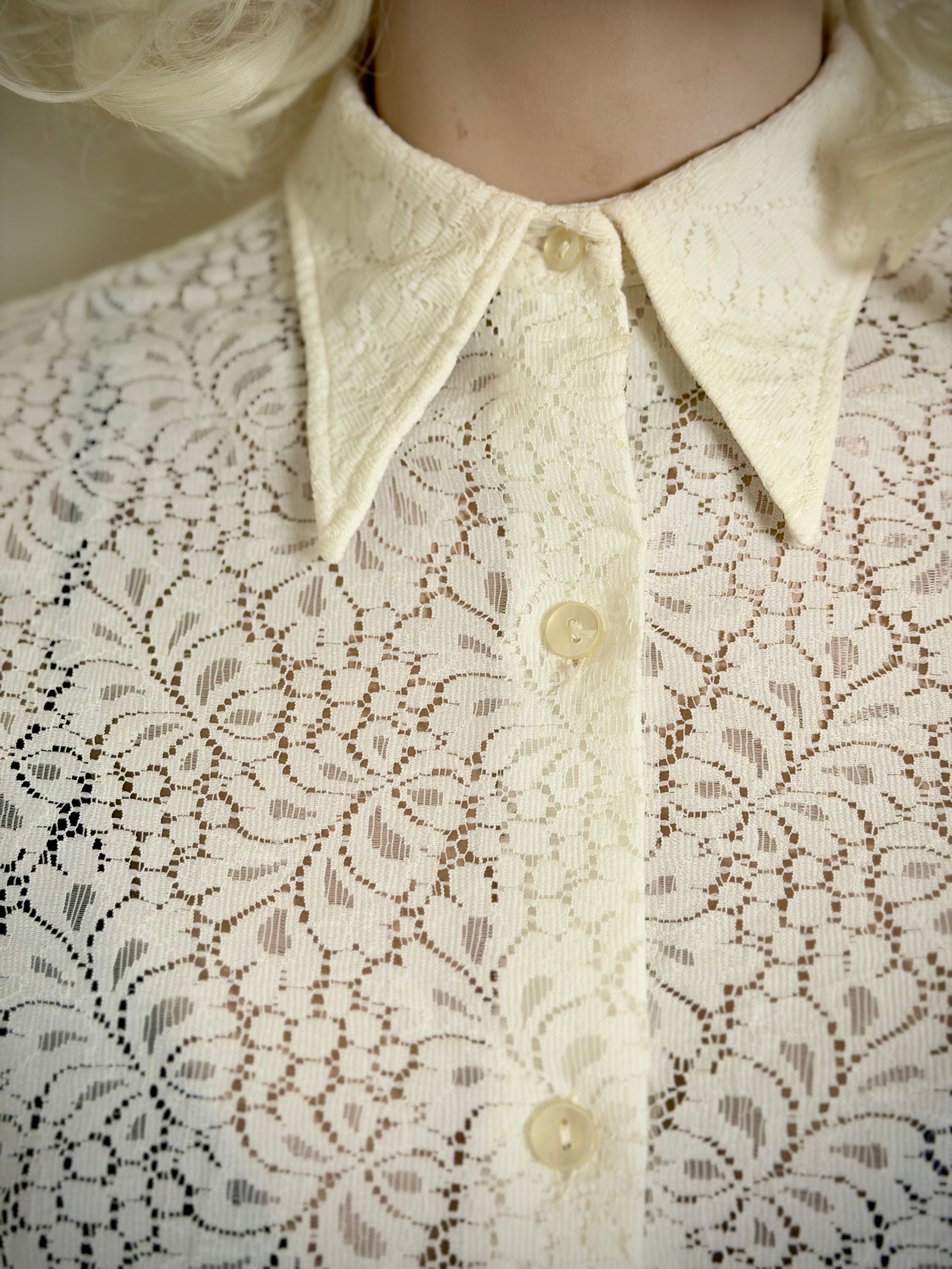 Vintage 1970s Ivory Lace Dagger-Collar Shirt