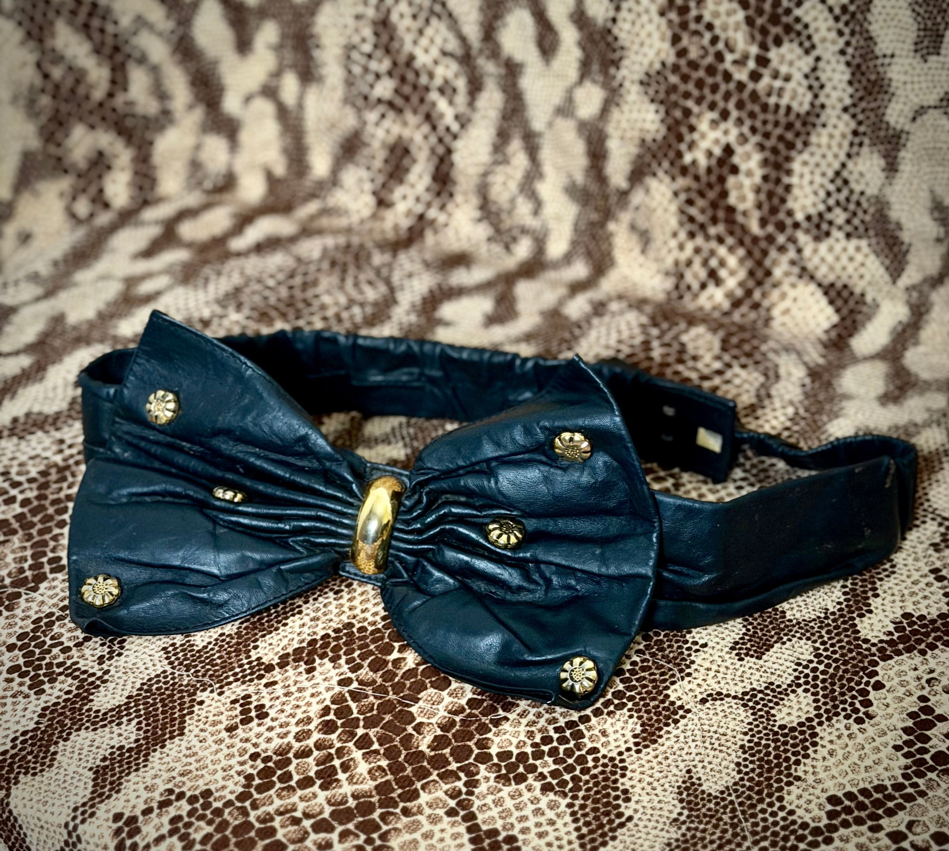 1980s Italian Leather Bow Belt | Black Leather Statement Waist Belt | Made In Italy