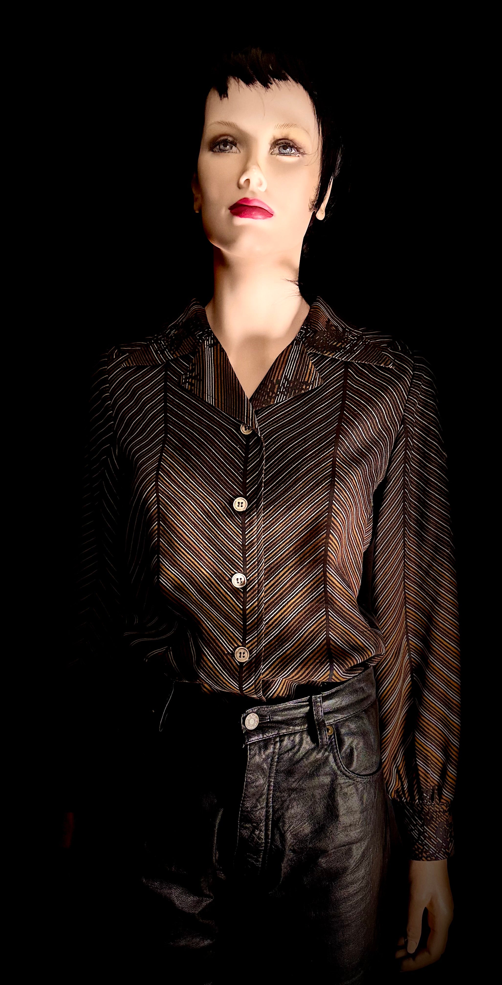 Vintage 1970s Graphic Chevron Blouse | Architectural Stripe Print
