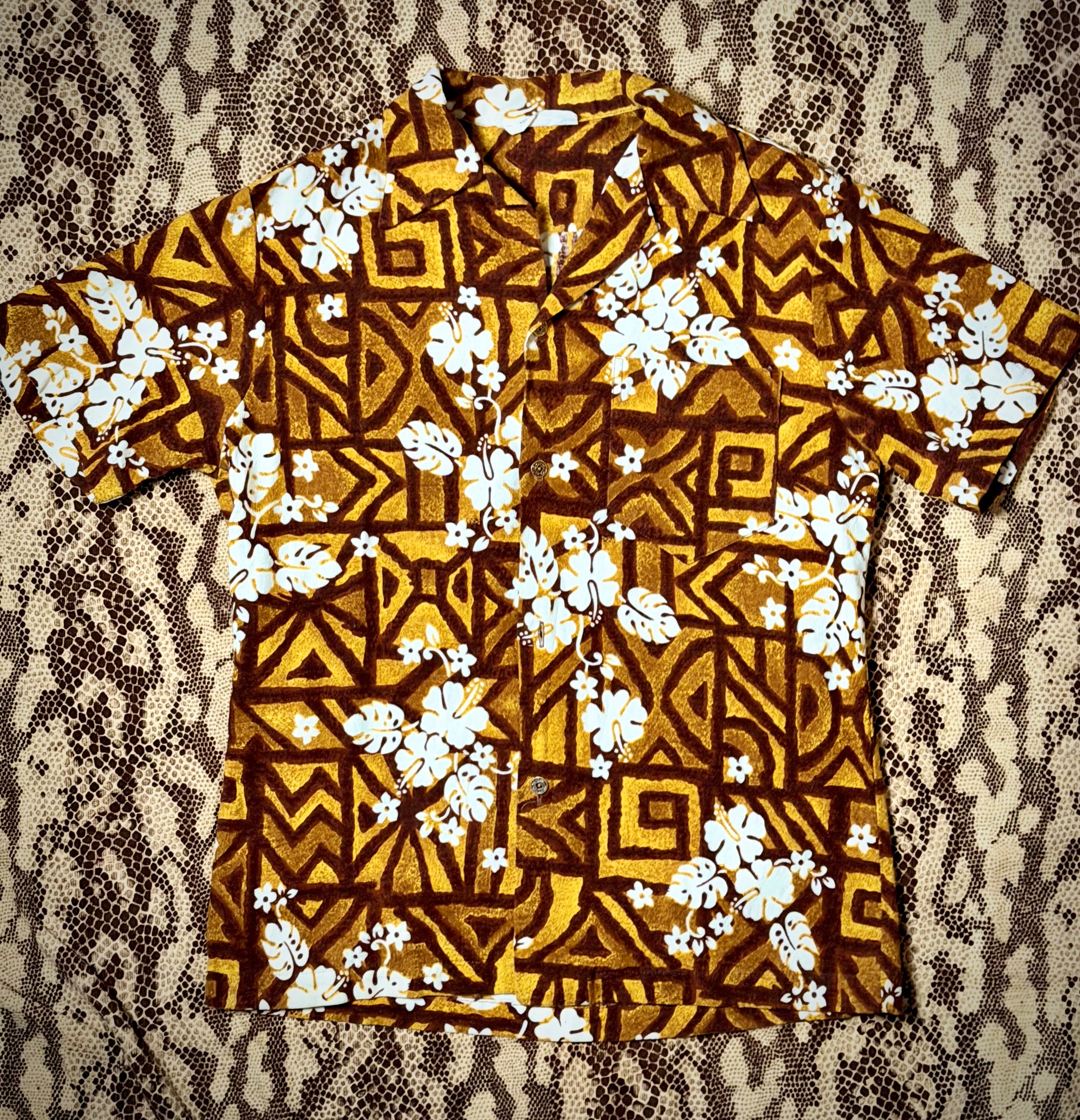 1960s Hawaiian Barkcloth Shirt - Made in Hawaii