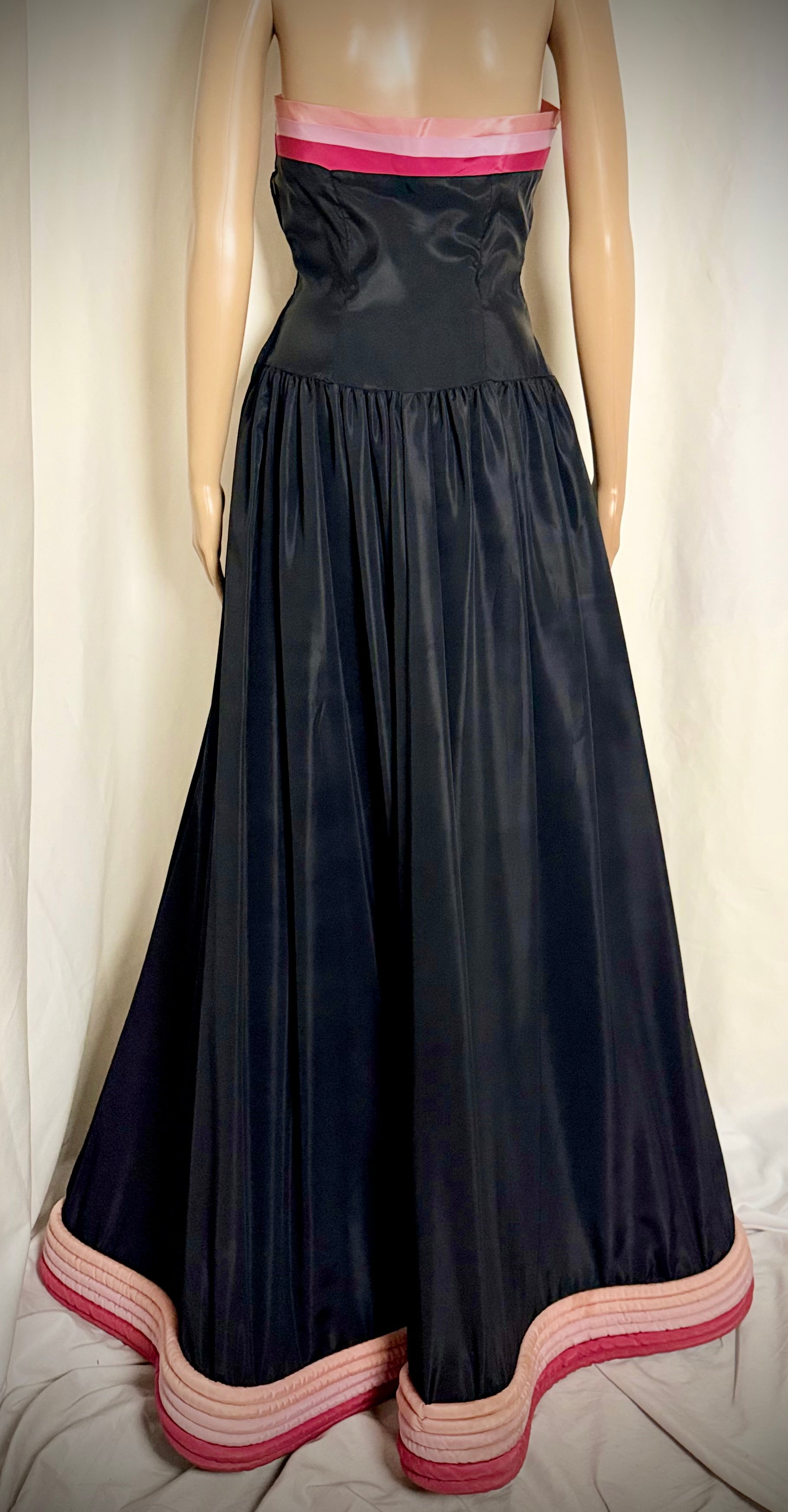 1945 Beautime Formal New York Evening Gown - Padded Hem Detail