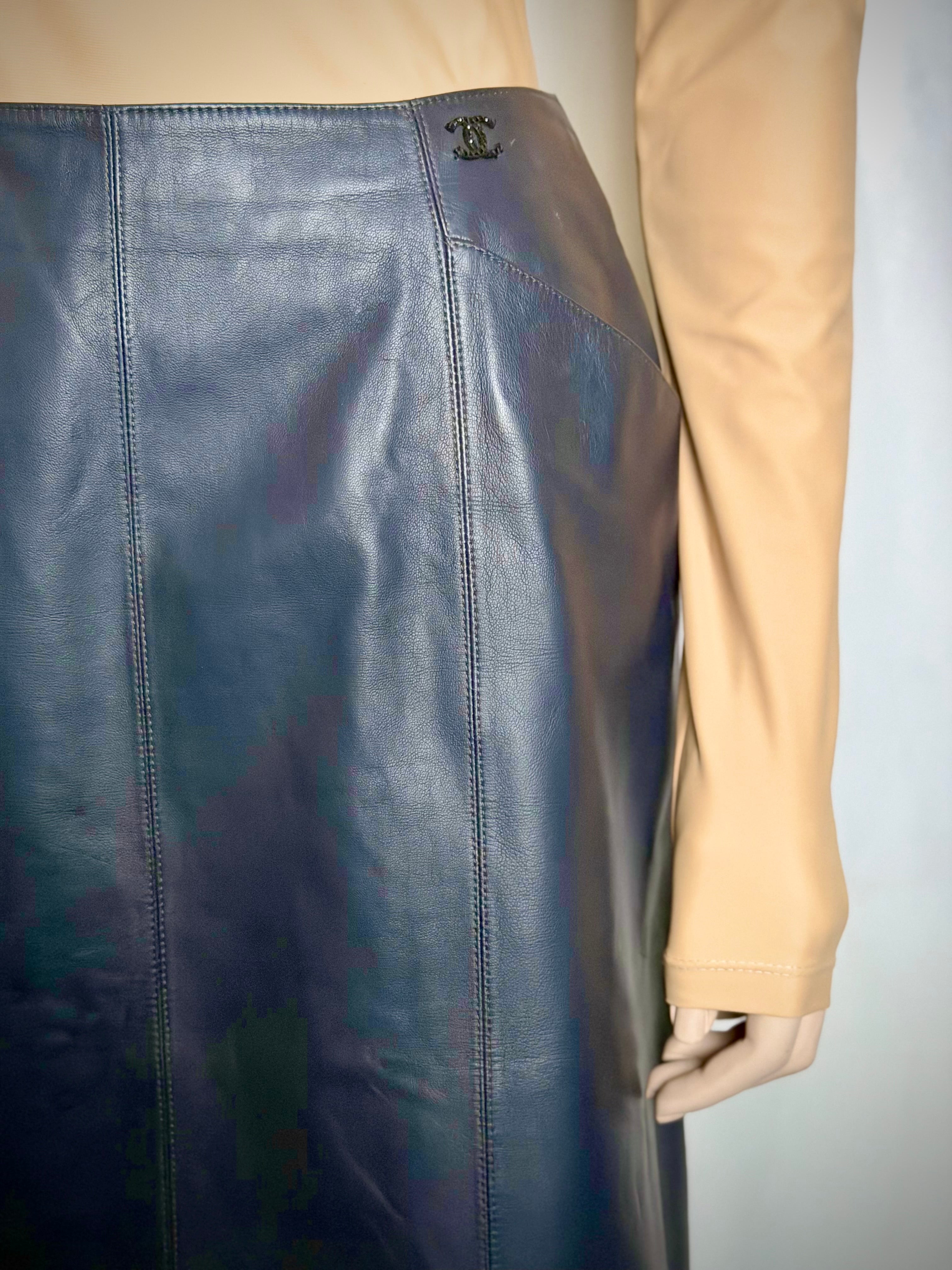 Chanel Navy Lambskin Skirt with Silk Lining - Made in France