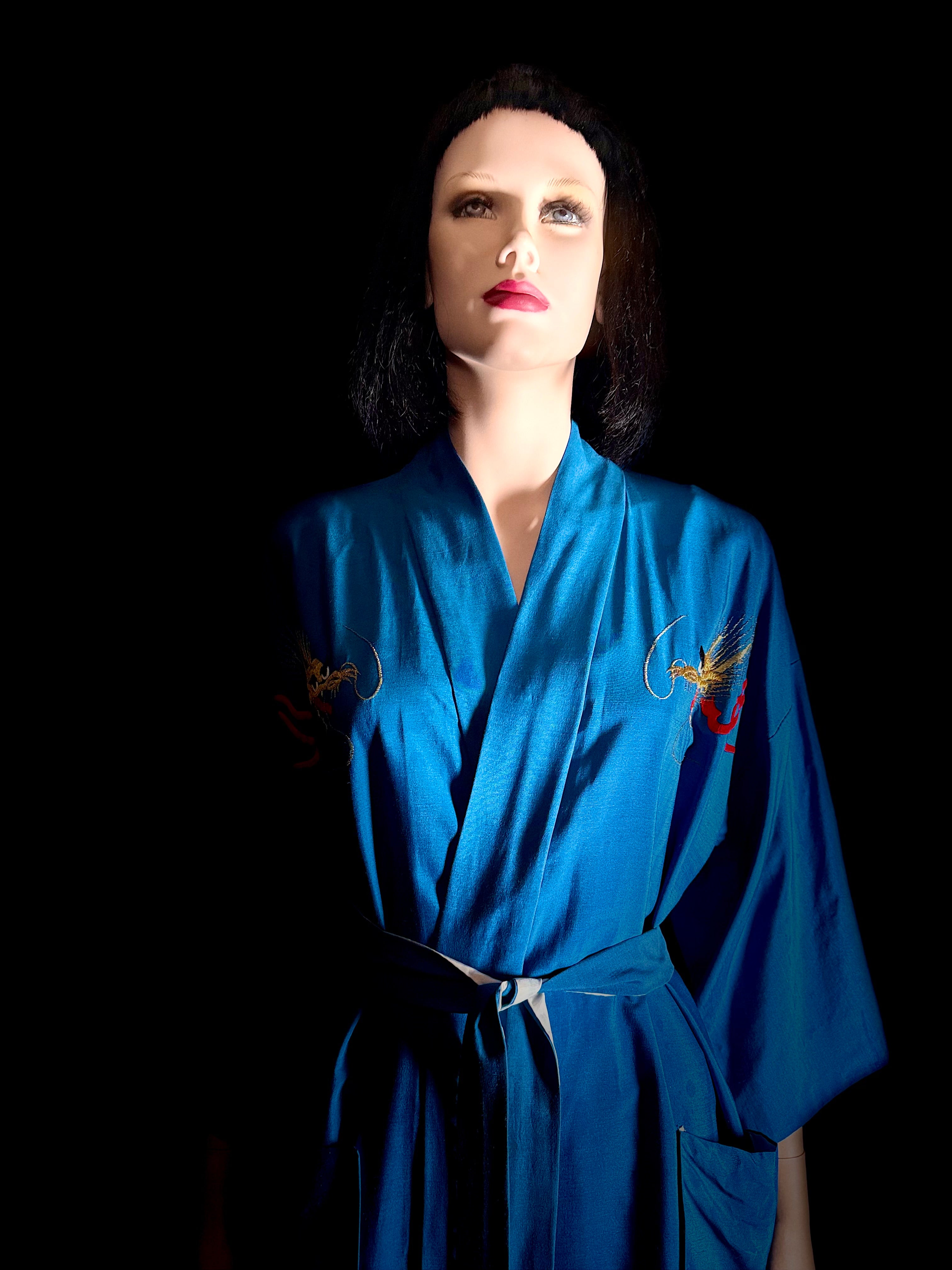 1940s Hand Embroidered Dragon Silk Smoking Robe
– Made in Japan