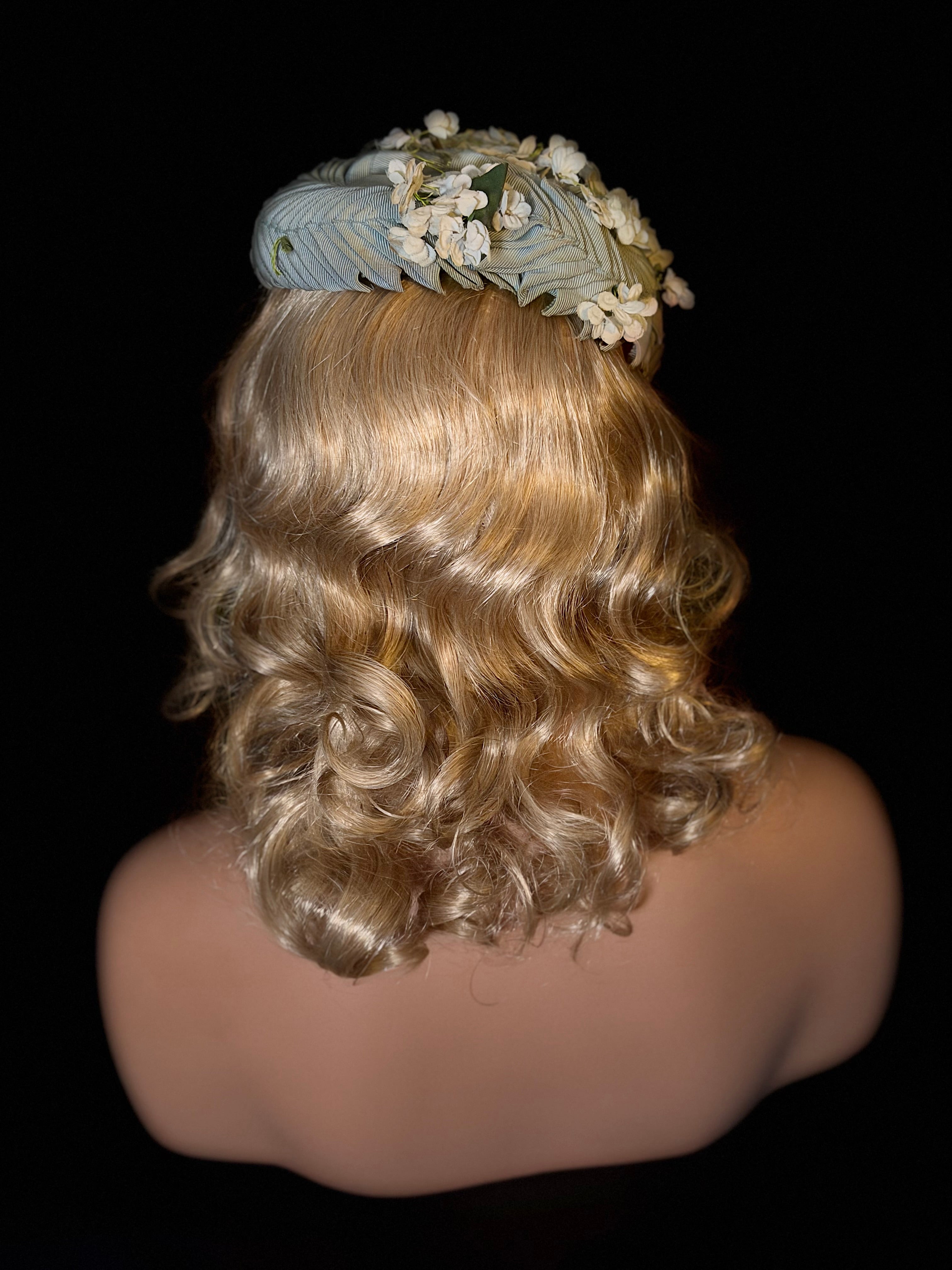 Exquisite 1950s Soft Green Pleated Ribbon & Florals Hat