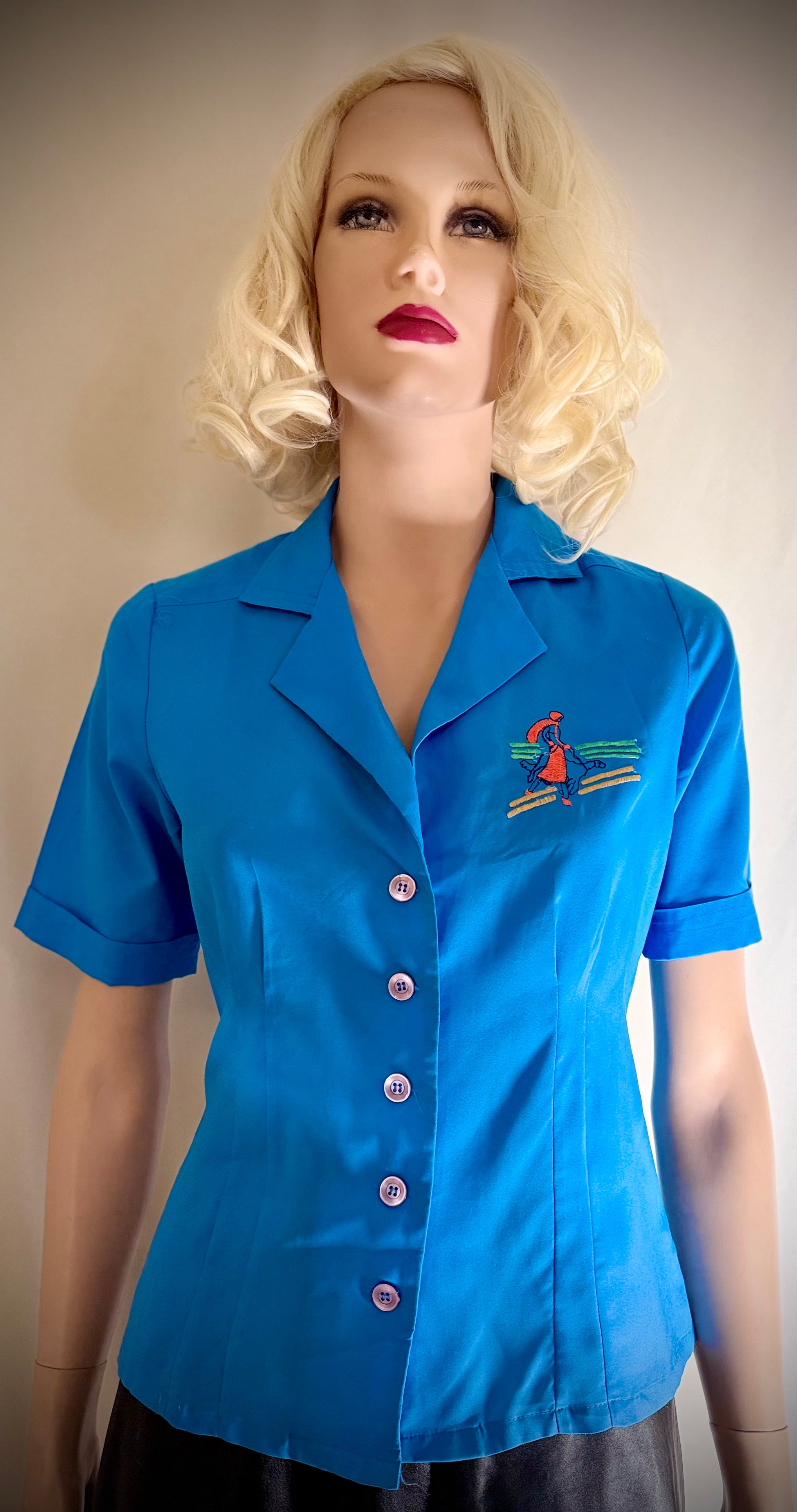 Vintage Embroidered Blue Shirt | 1980s | Relaxed Cut