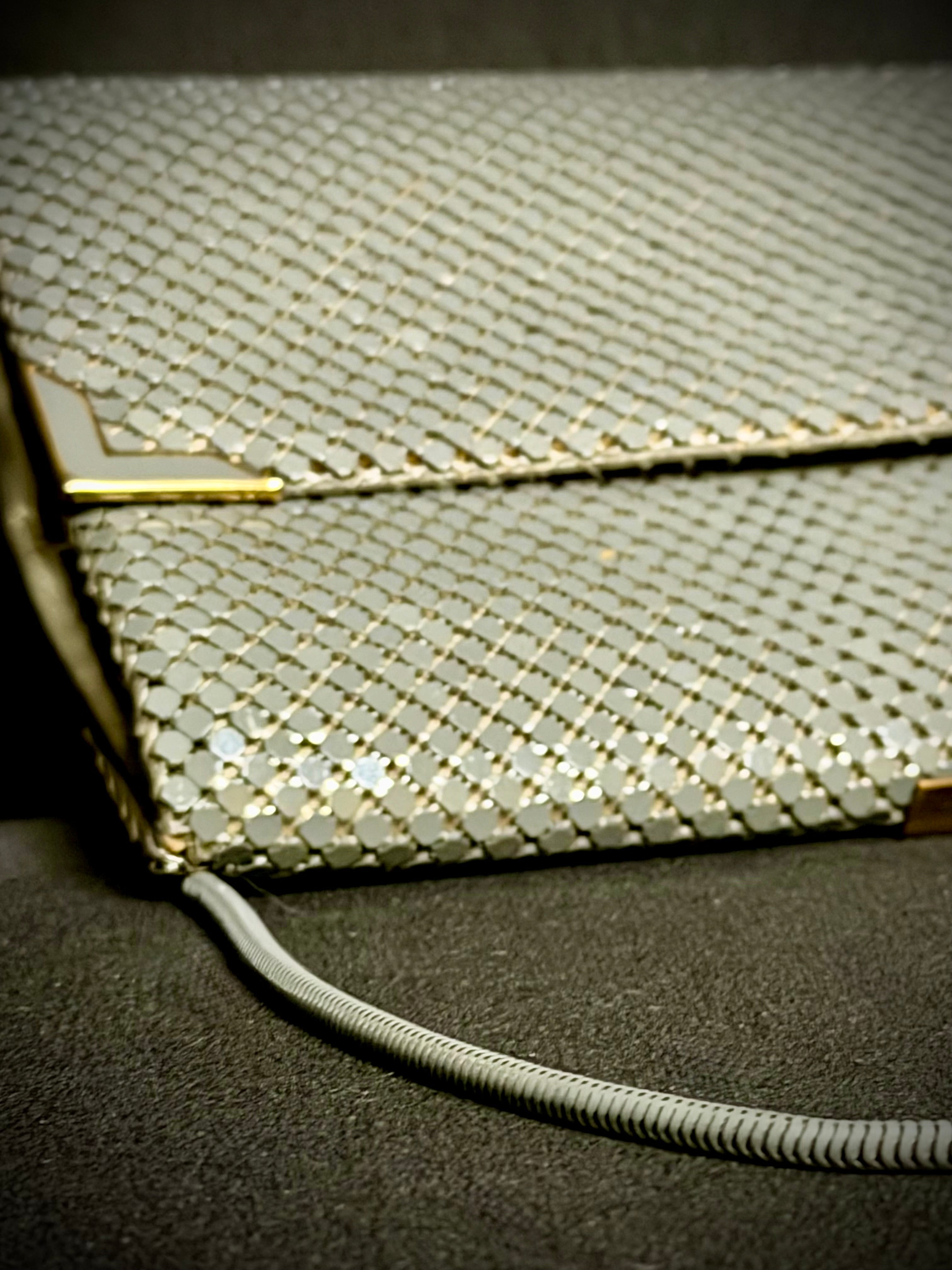 Mesh Clutch - 1970s Silver Evening Bag