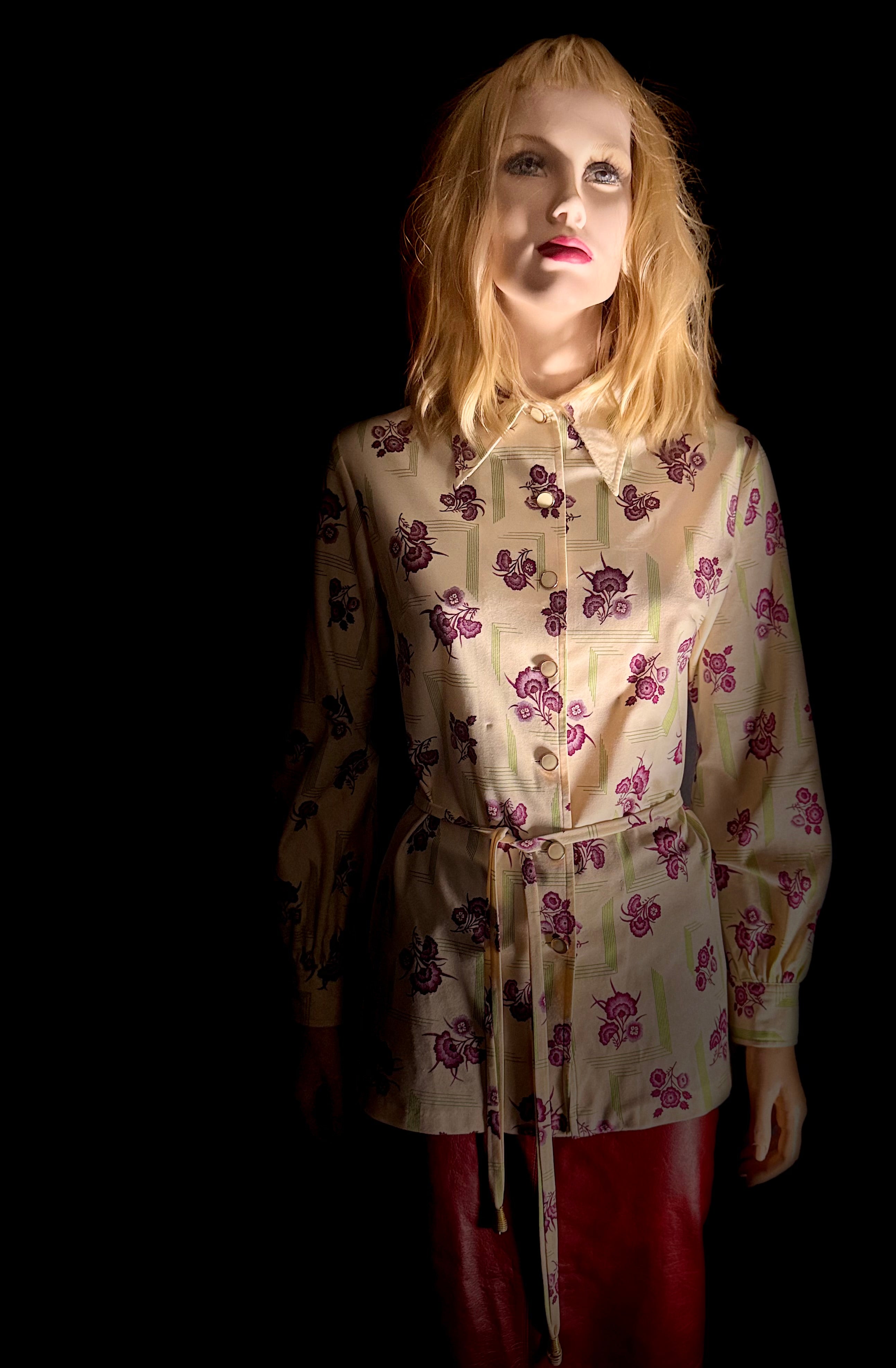 1960s Japanese Floral Shirt with Gold-Tipped Belt – Impeccable Quality