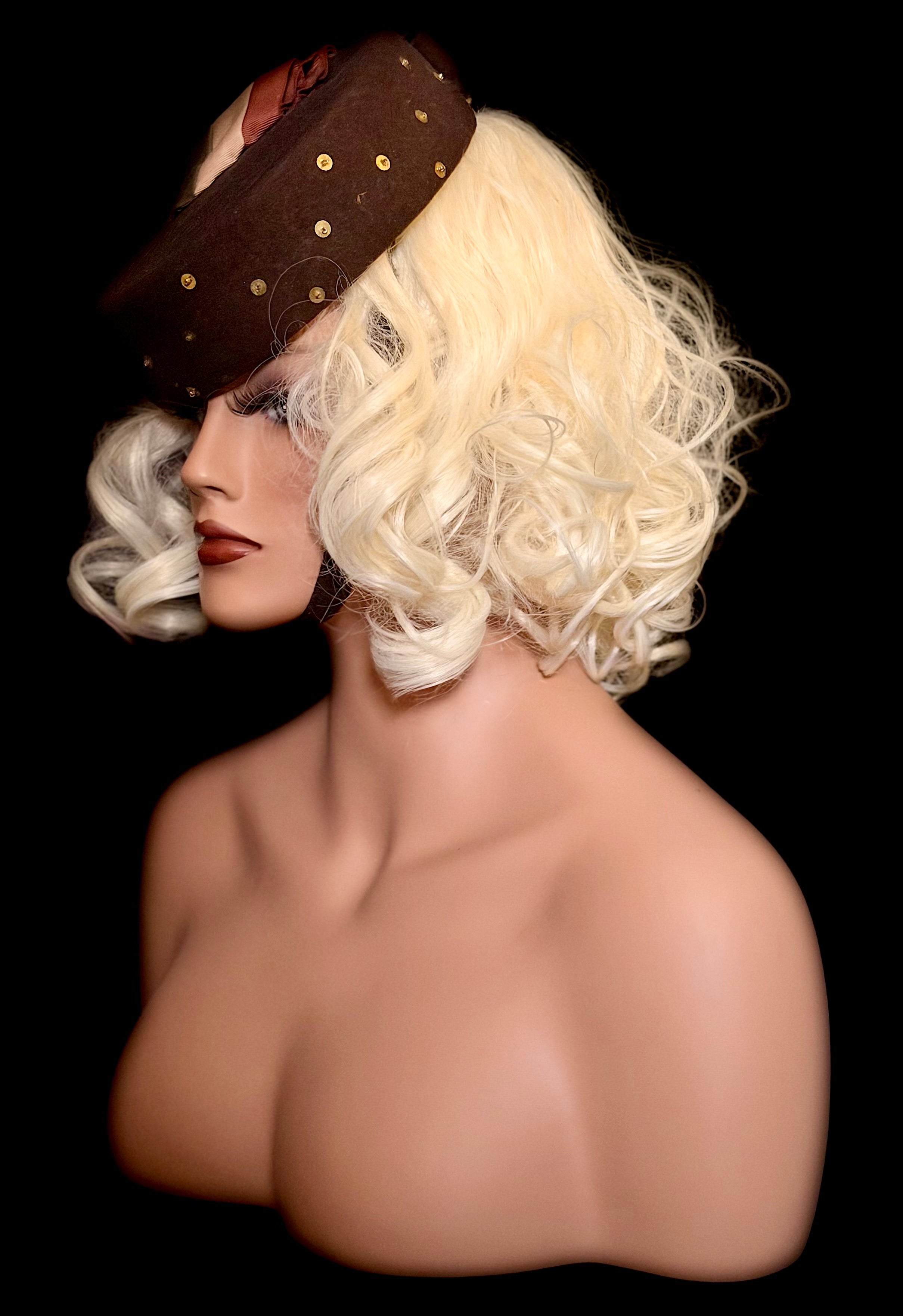 Immaculate Mid-Century Chocolate Brown Felt Cocktail Hat with Sequin Detail & Grosgrain Ribbon Trim