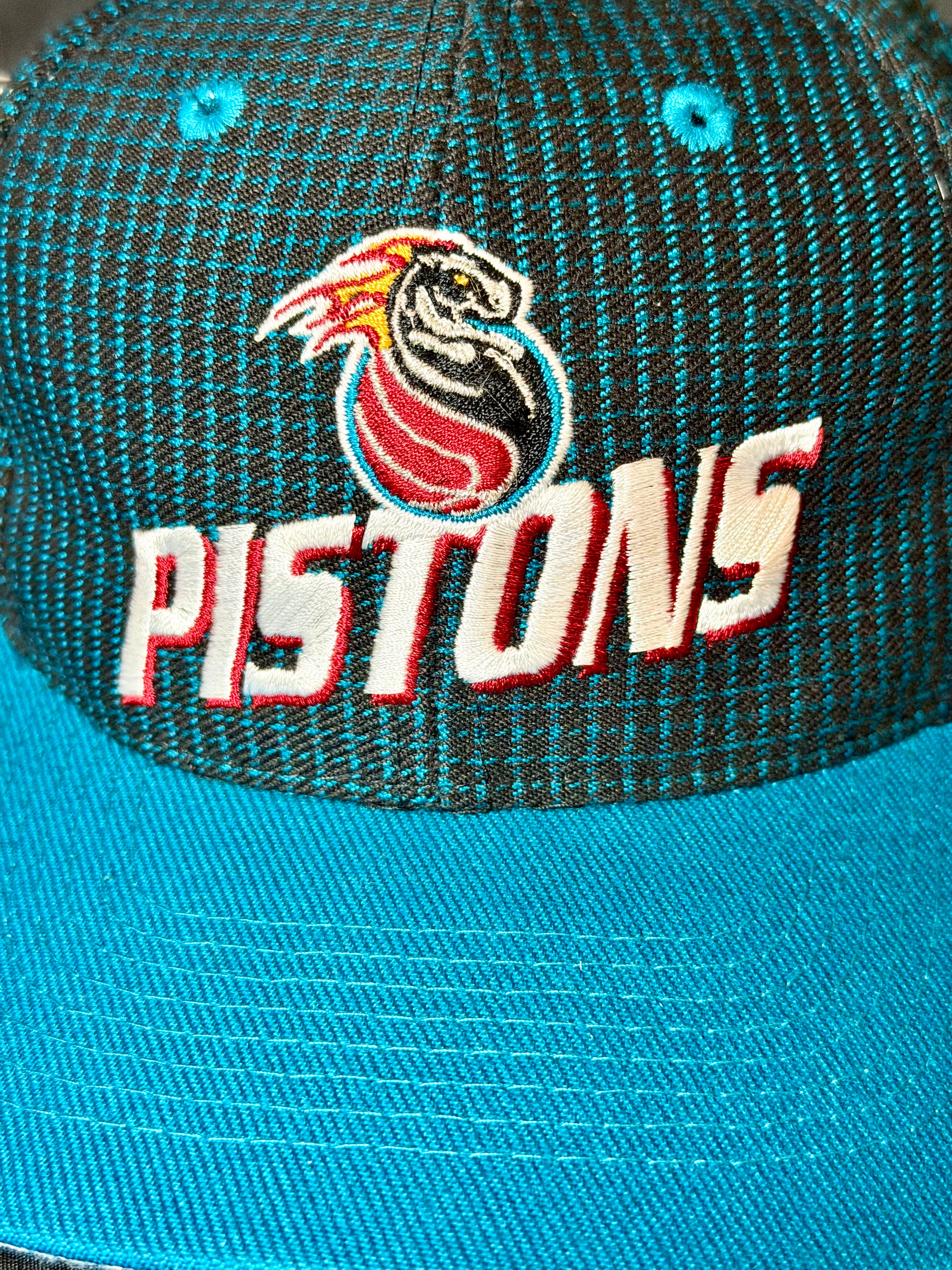1990s Detroit Pistons Deadstock Snapback — Official NBA Licensed — Teal Era