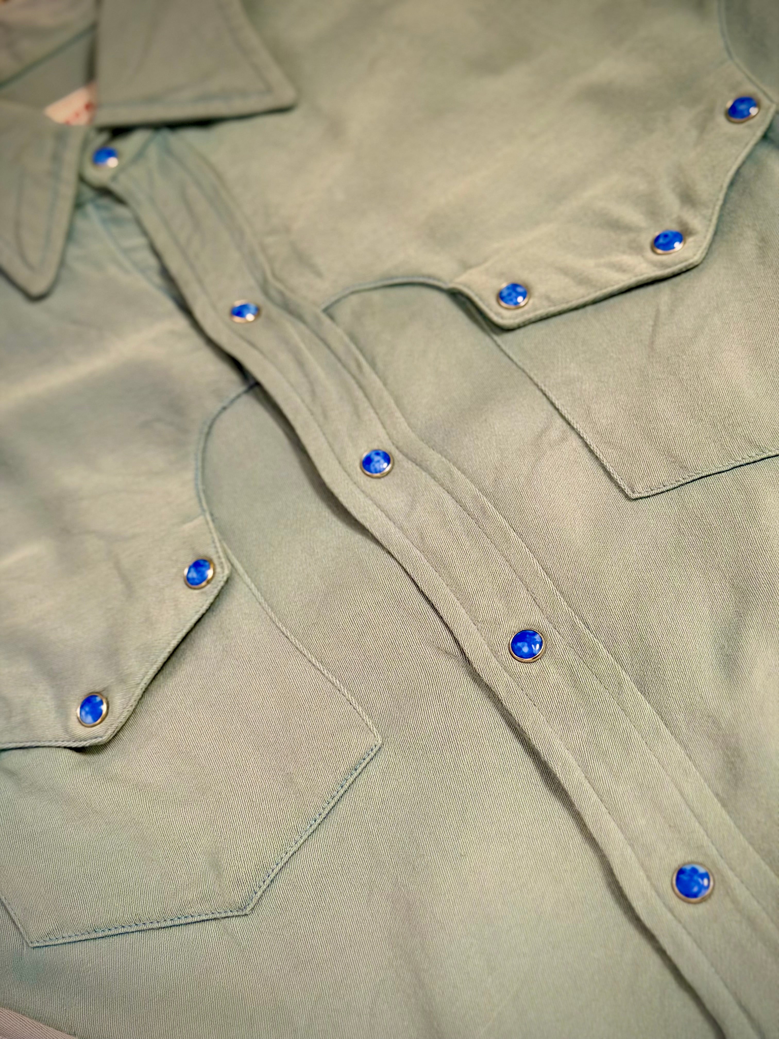 Vintage 1960s Porter of Arizona Western Shirt with Blue Cabochon Snaps