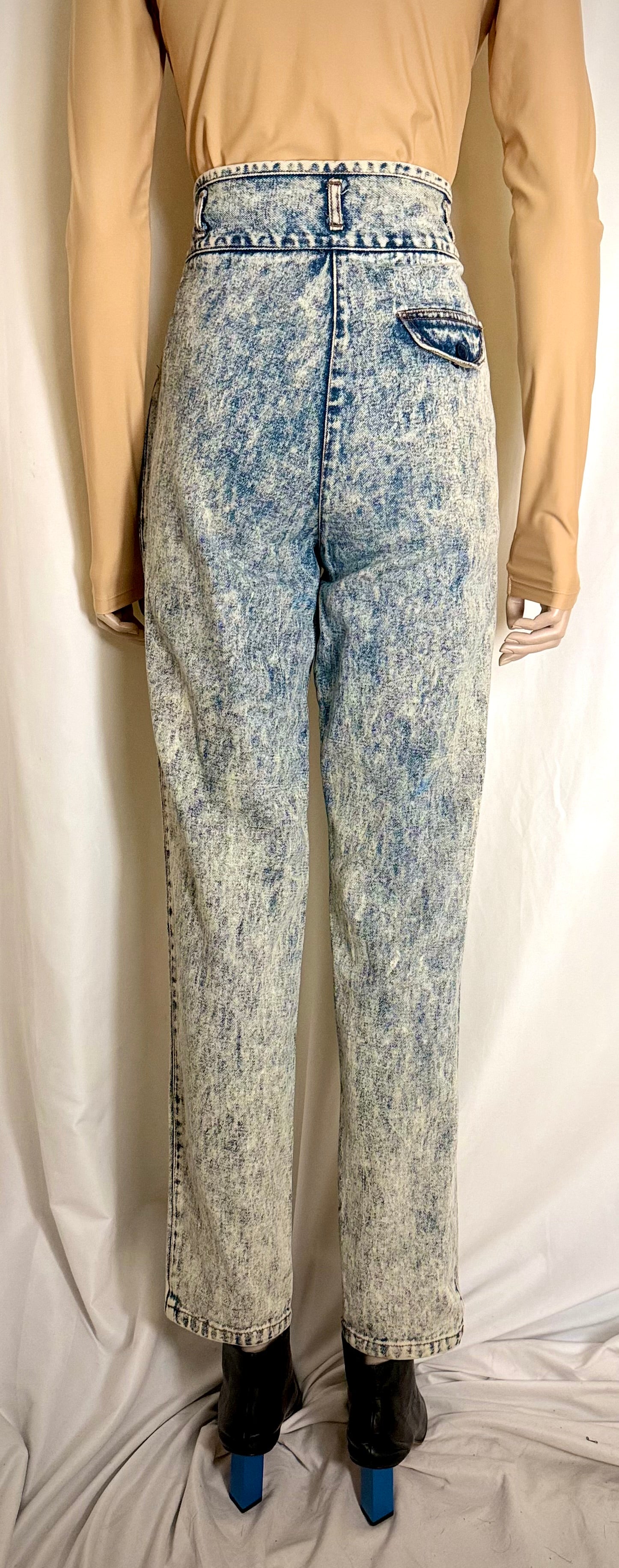 Vintage 1980s High-Rise Pleated Jeans

Sculptural Waist | Acid Wash Denim