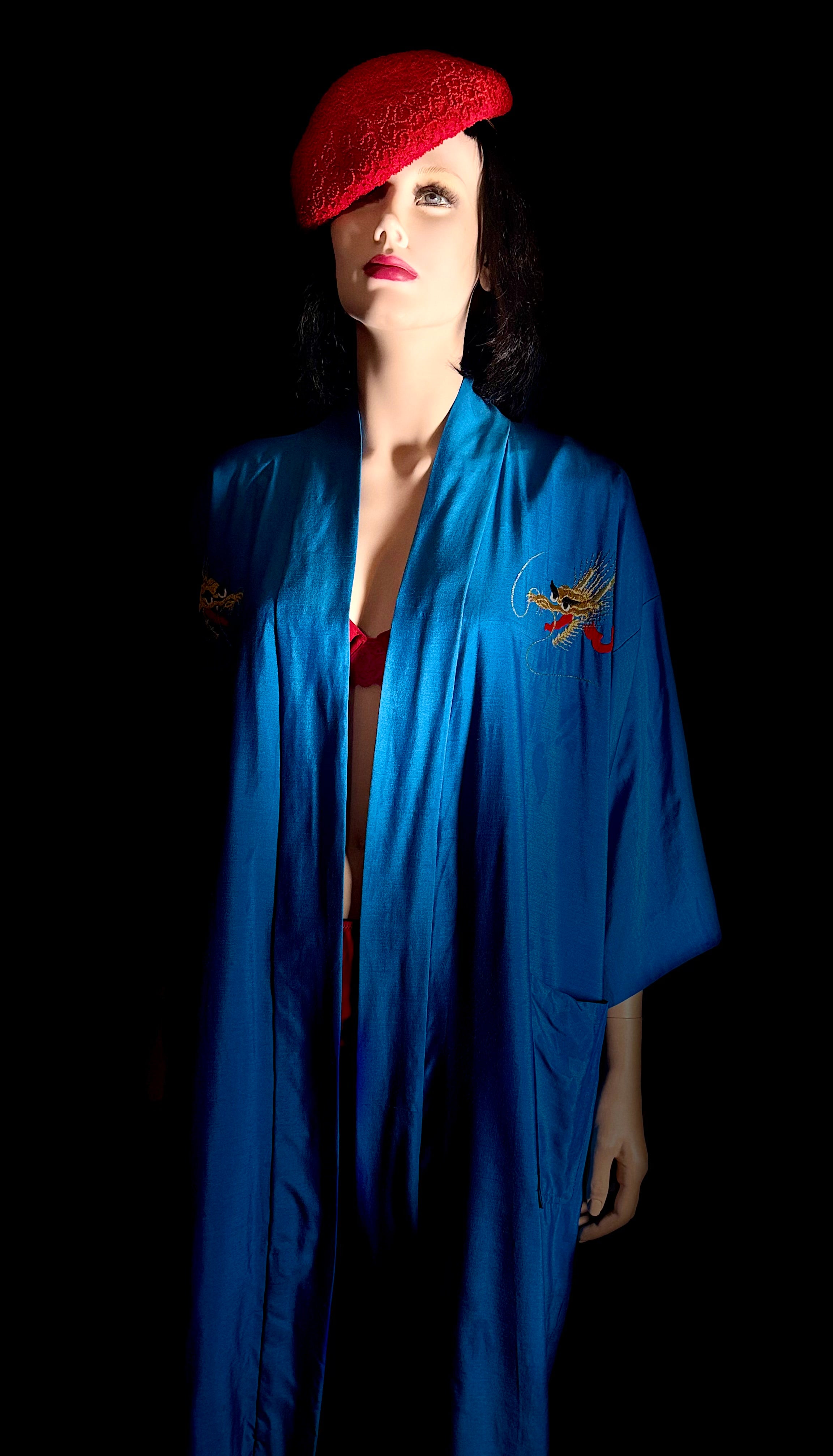 1940s Hand Embroidered Dragon Silk Smoking Robe
– Made in Japan