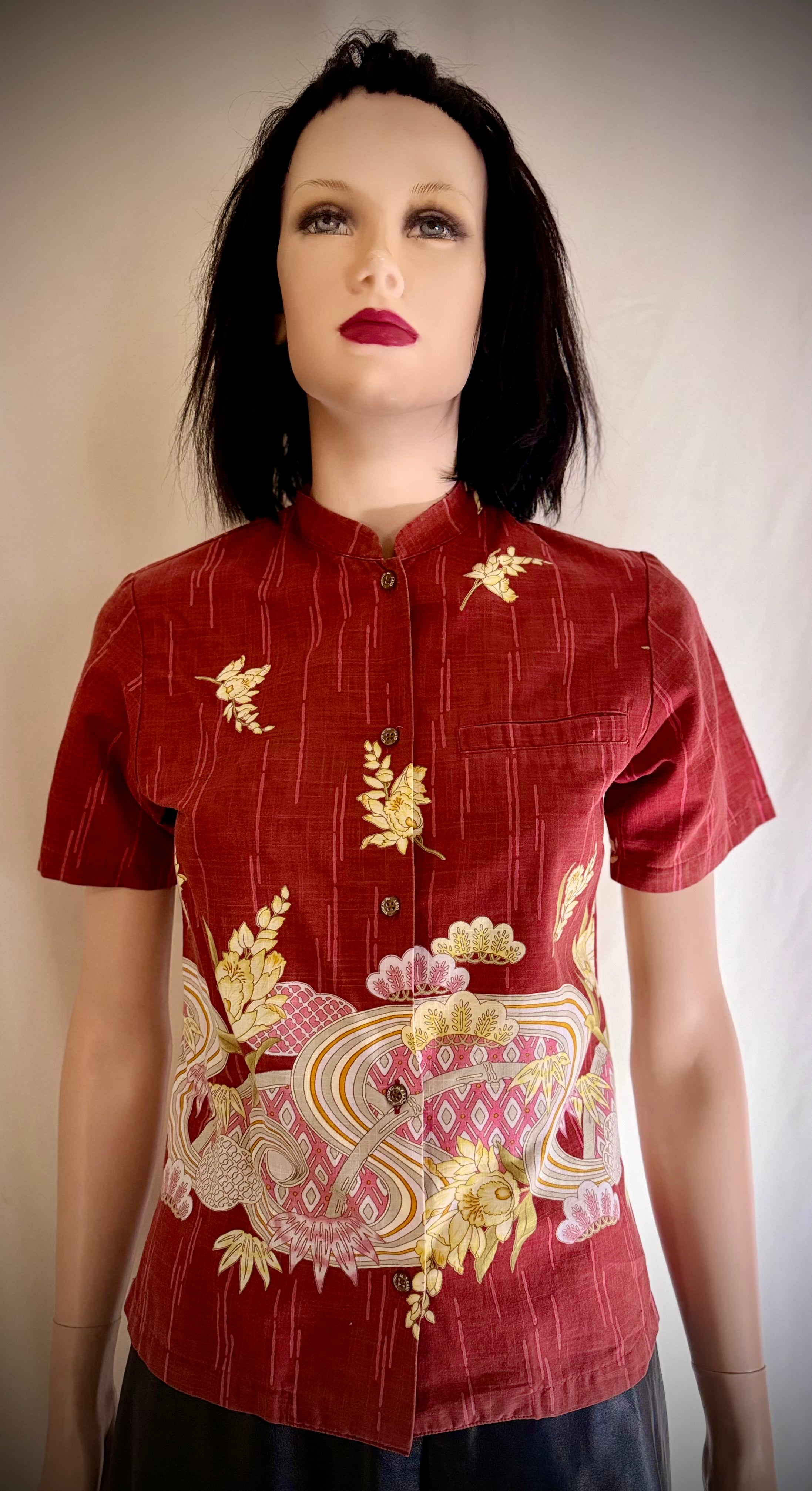 Vintage Okinawa Souvenir Shirt – Japan (Mint Condition)