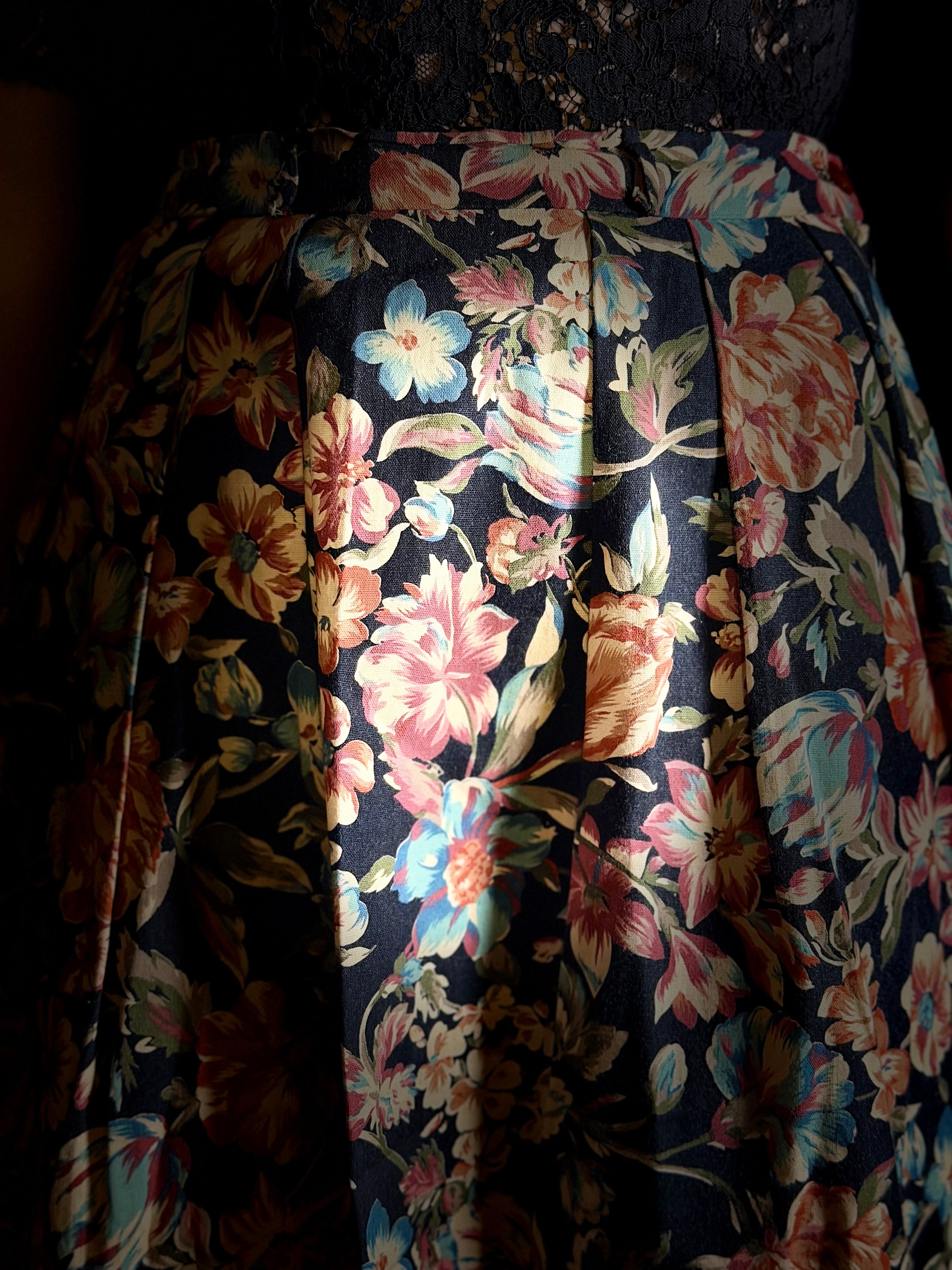 Late 1930s-1940s
Handmade Floral Cotton
Skirt - Original Metal Zip